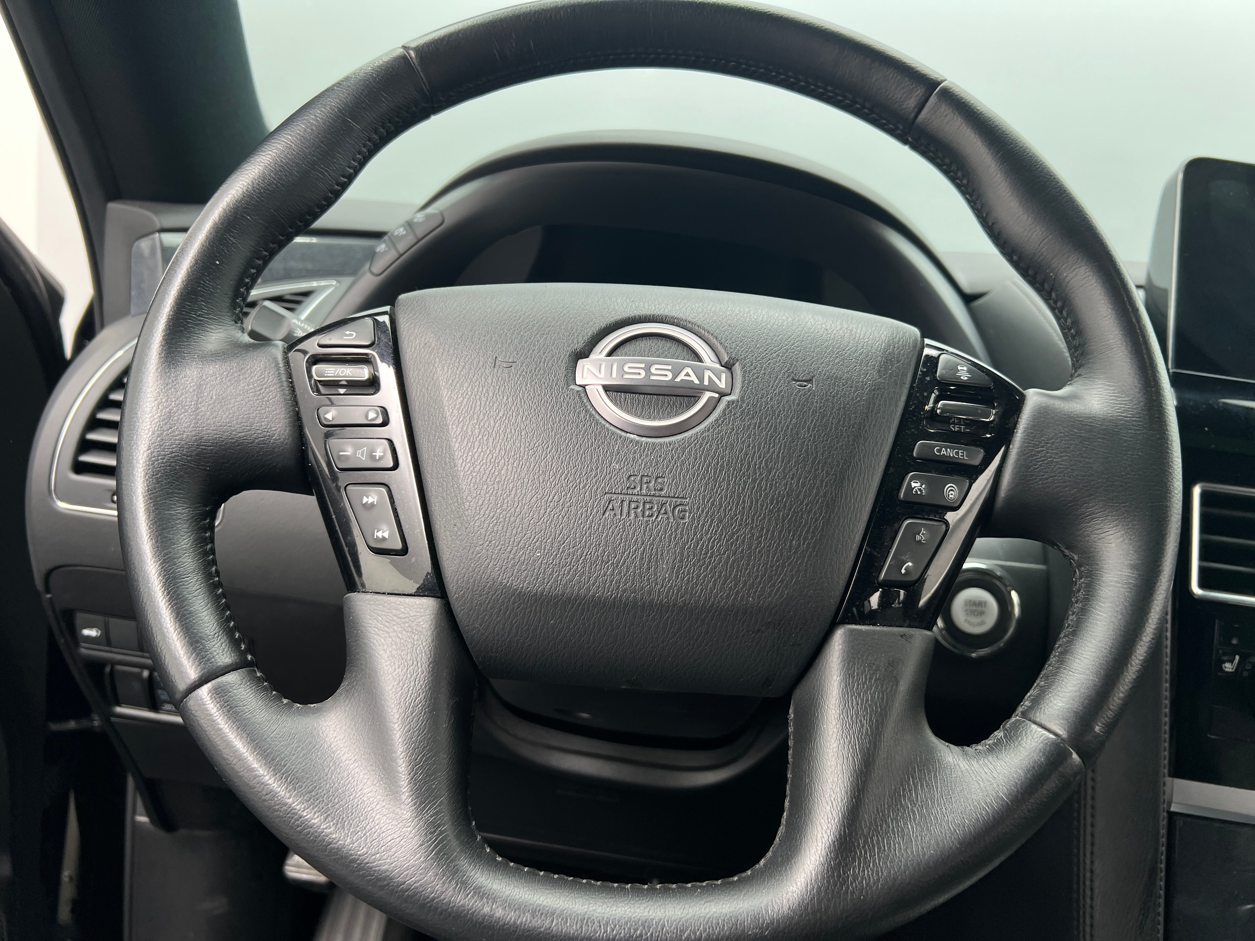 2023 Nissan Armada SL 4