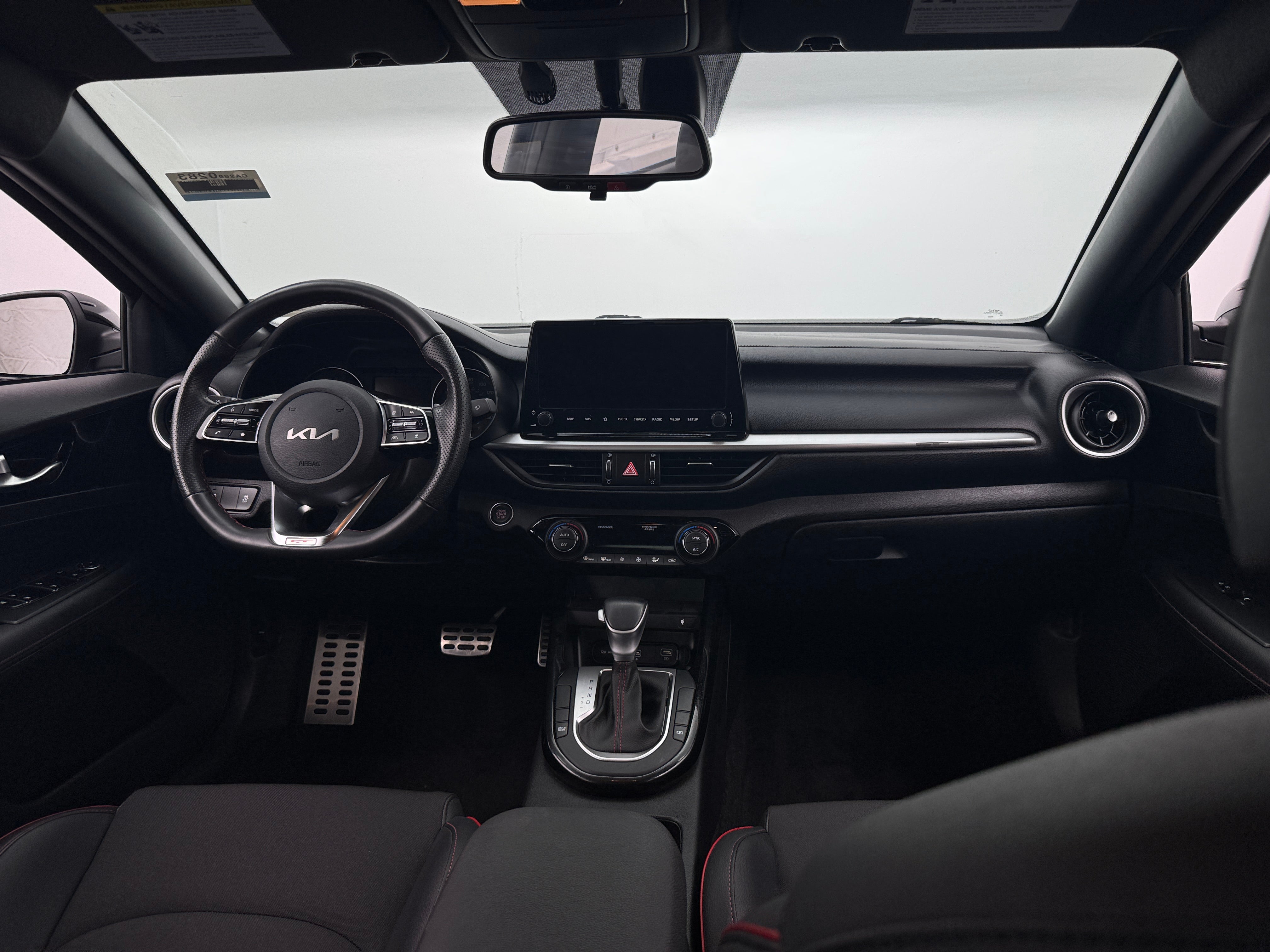 2023 Kia Forte GT 3