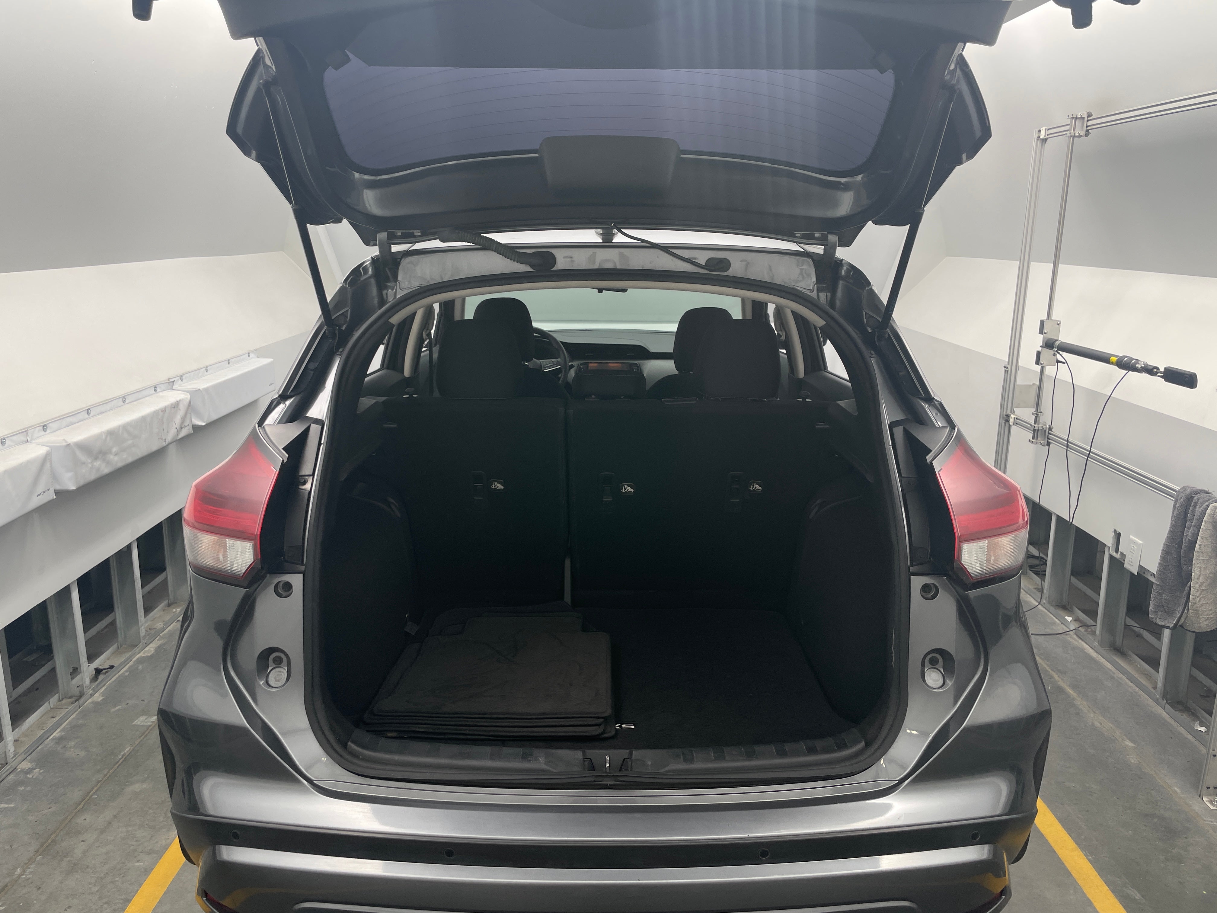 2022 Nissan Kicks SV 7