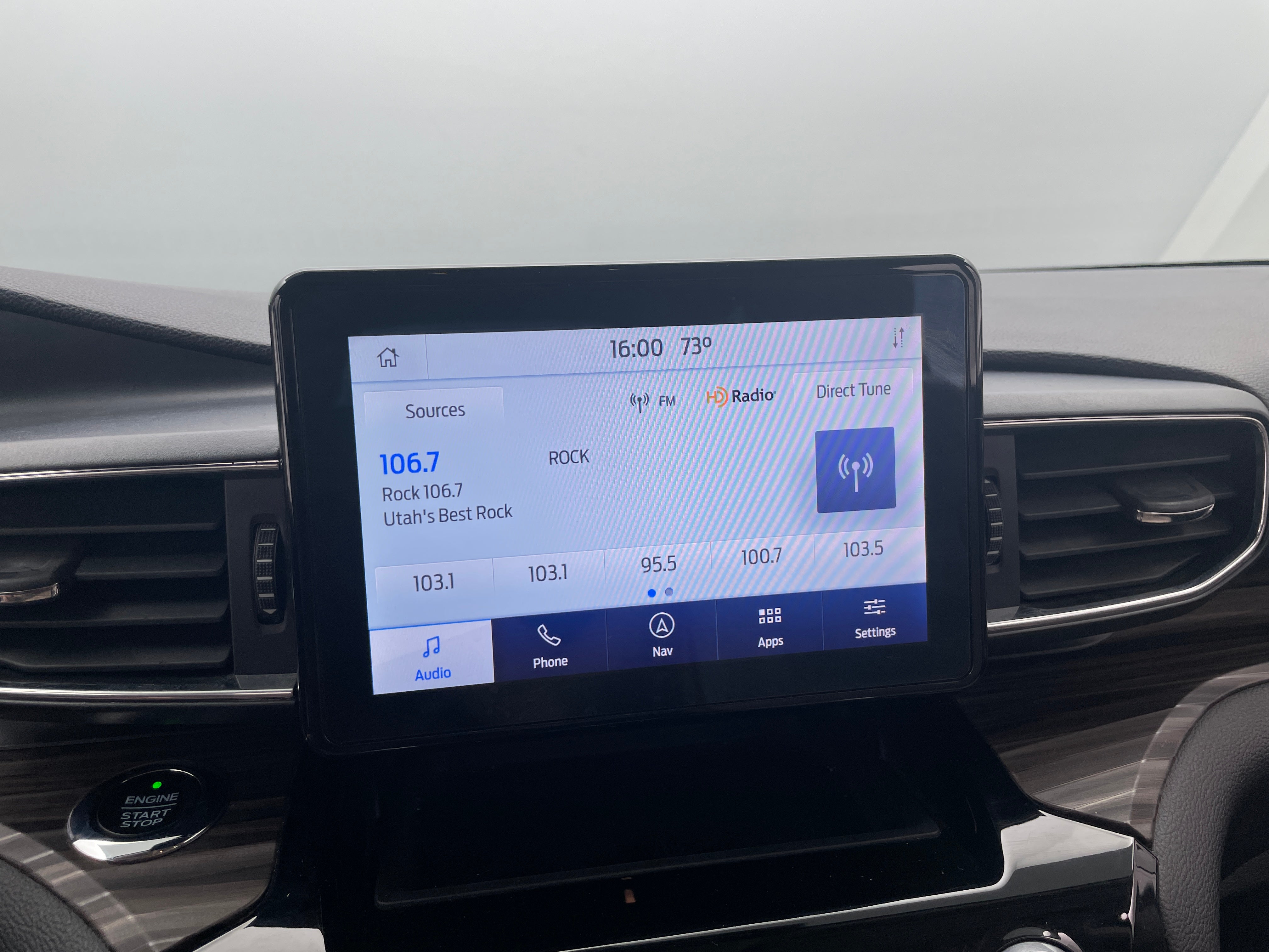 2021 Ford Explorer Limited 3