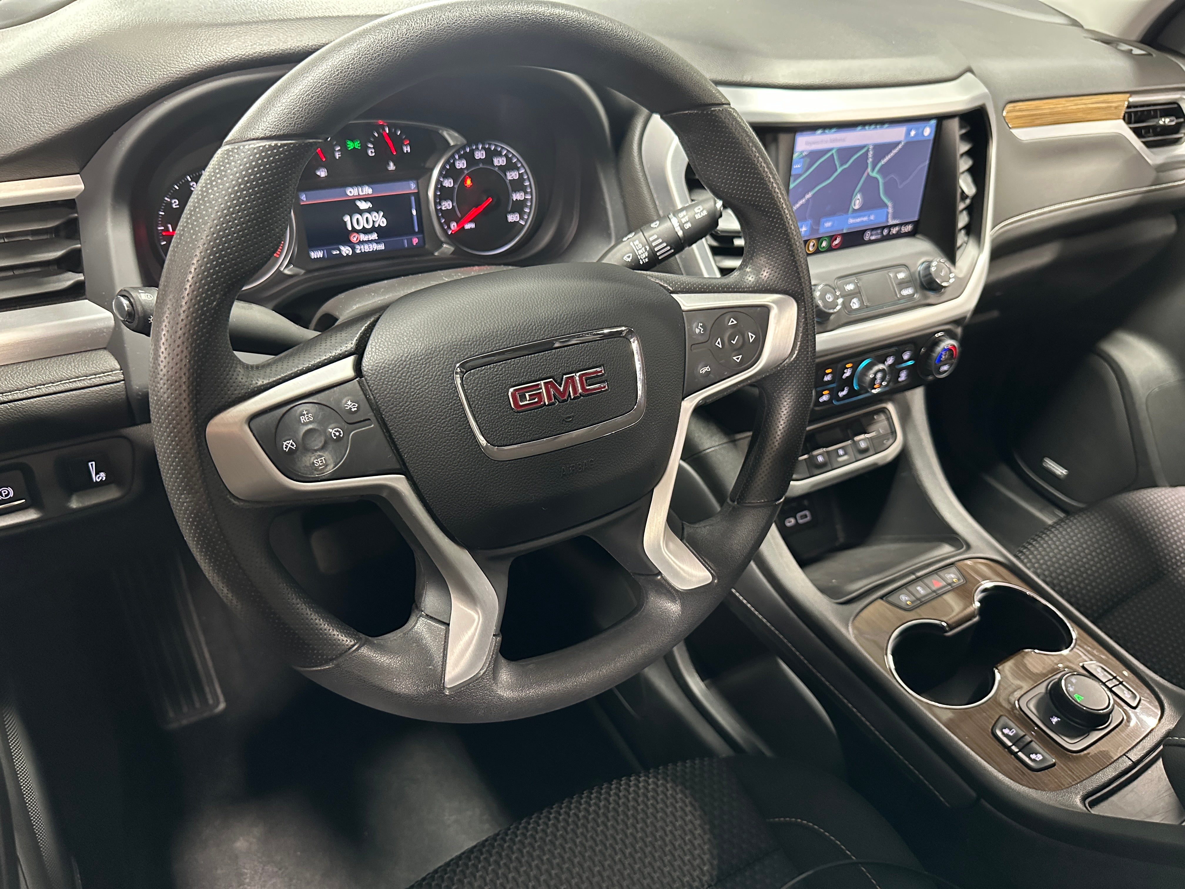 2023 GMC Acadia SLE 3