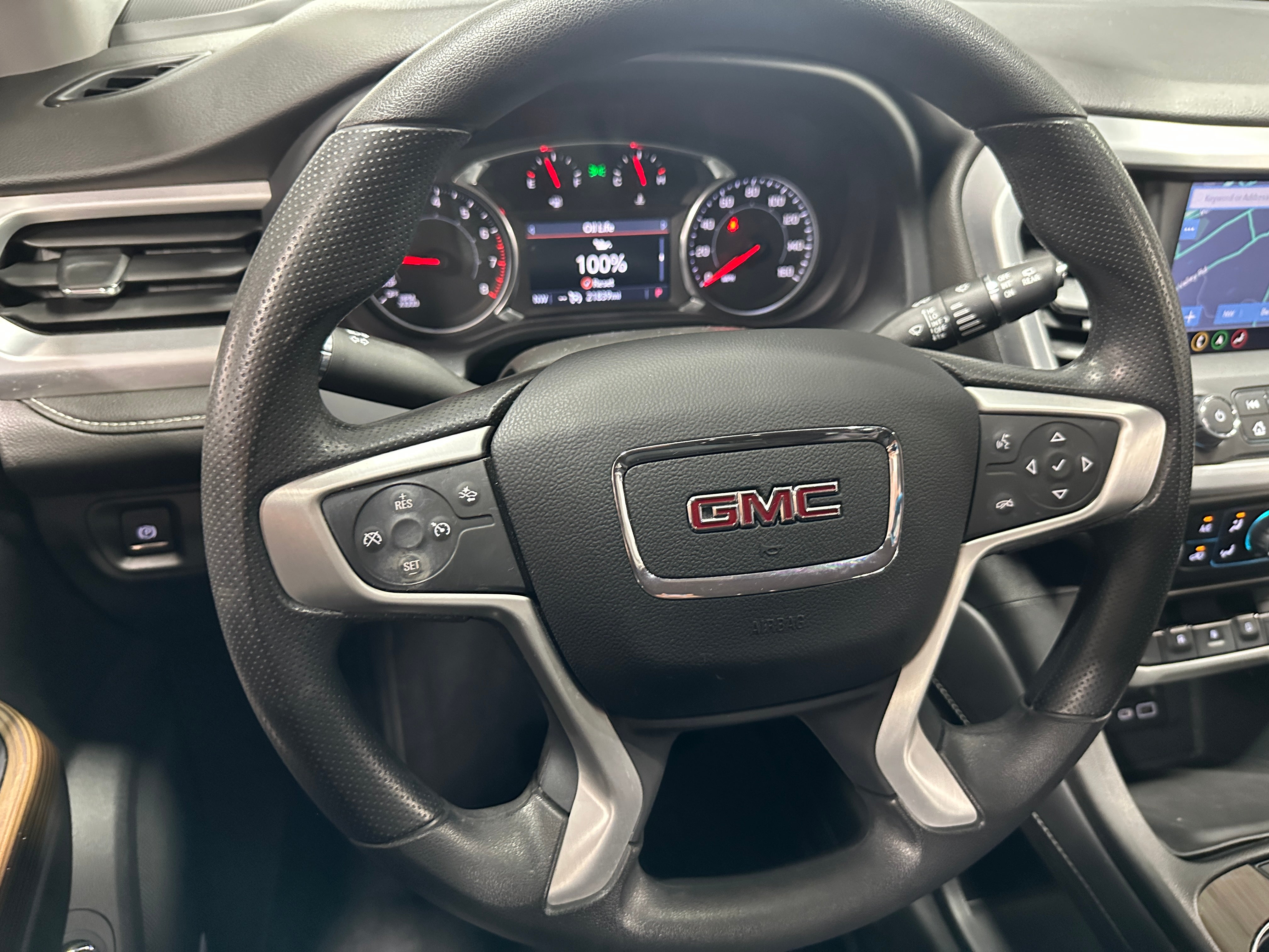 2023 GMC Acadia SLE 5