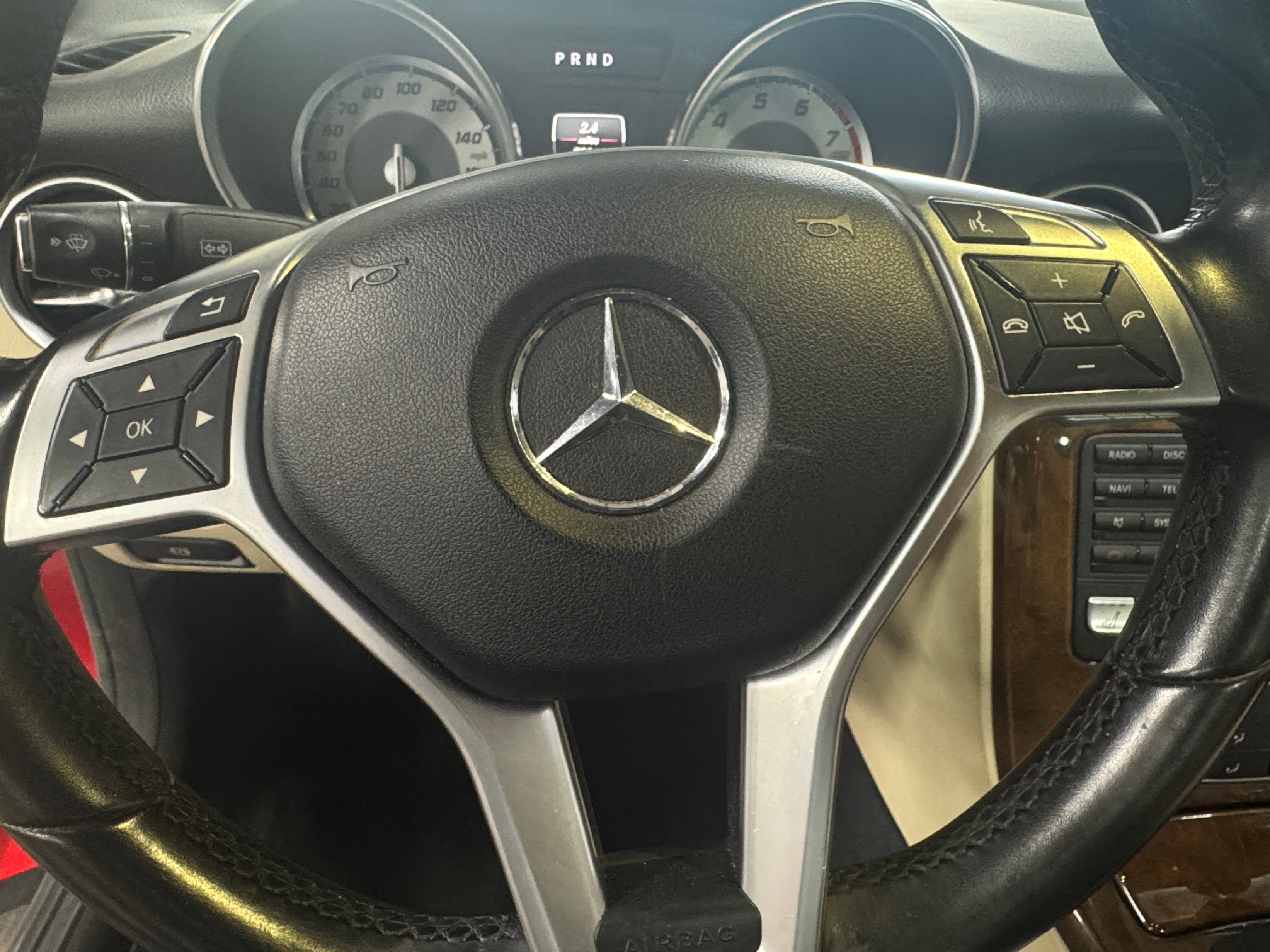 2015 Mercedes-Benz SLK 250 4
