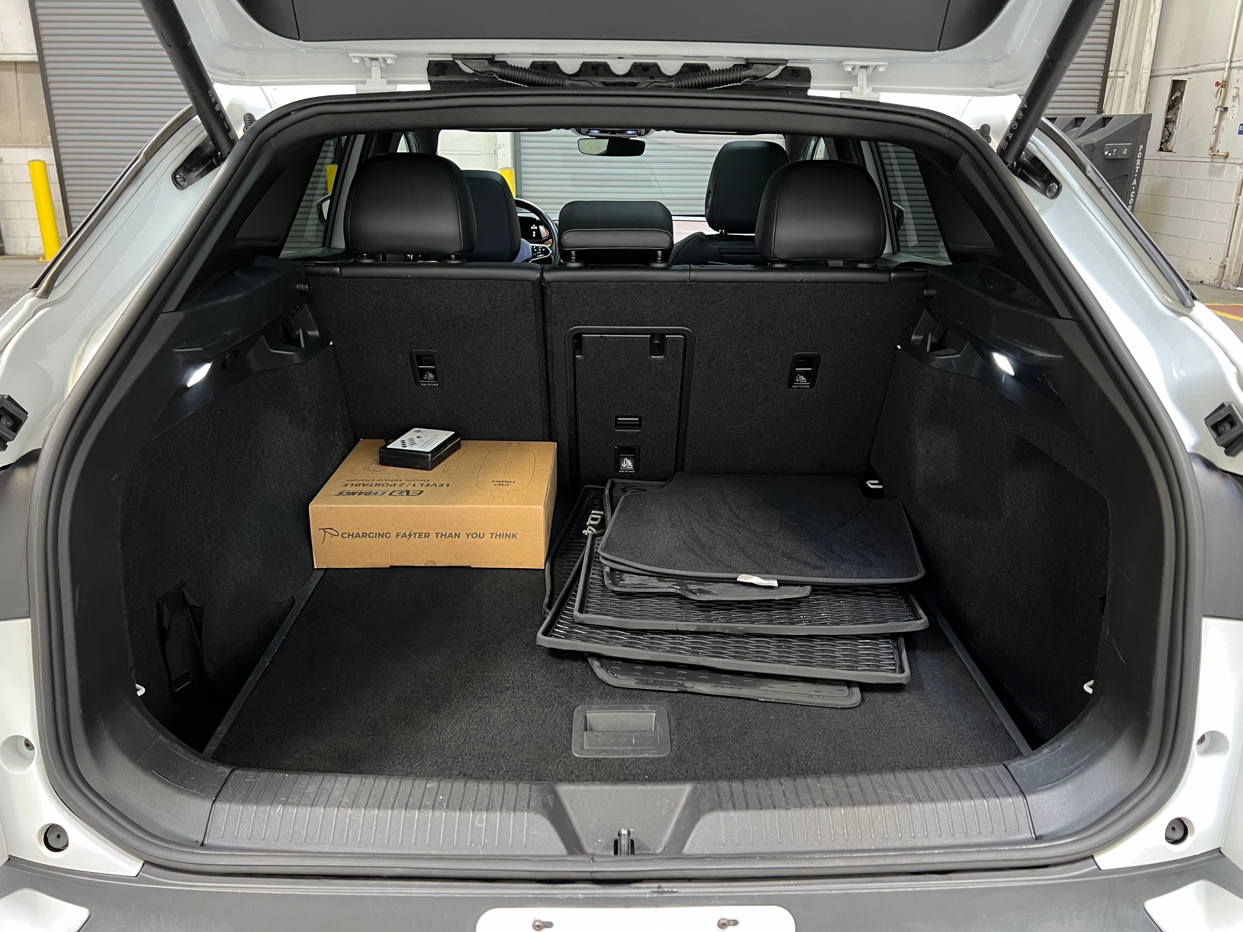 2021 Volkswagen ID.4 Pro S 6