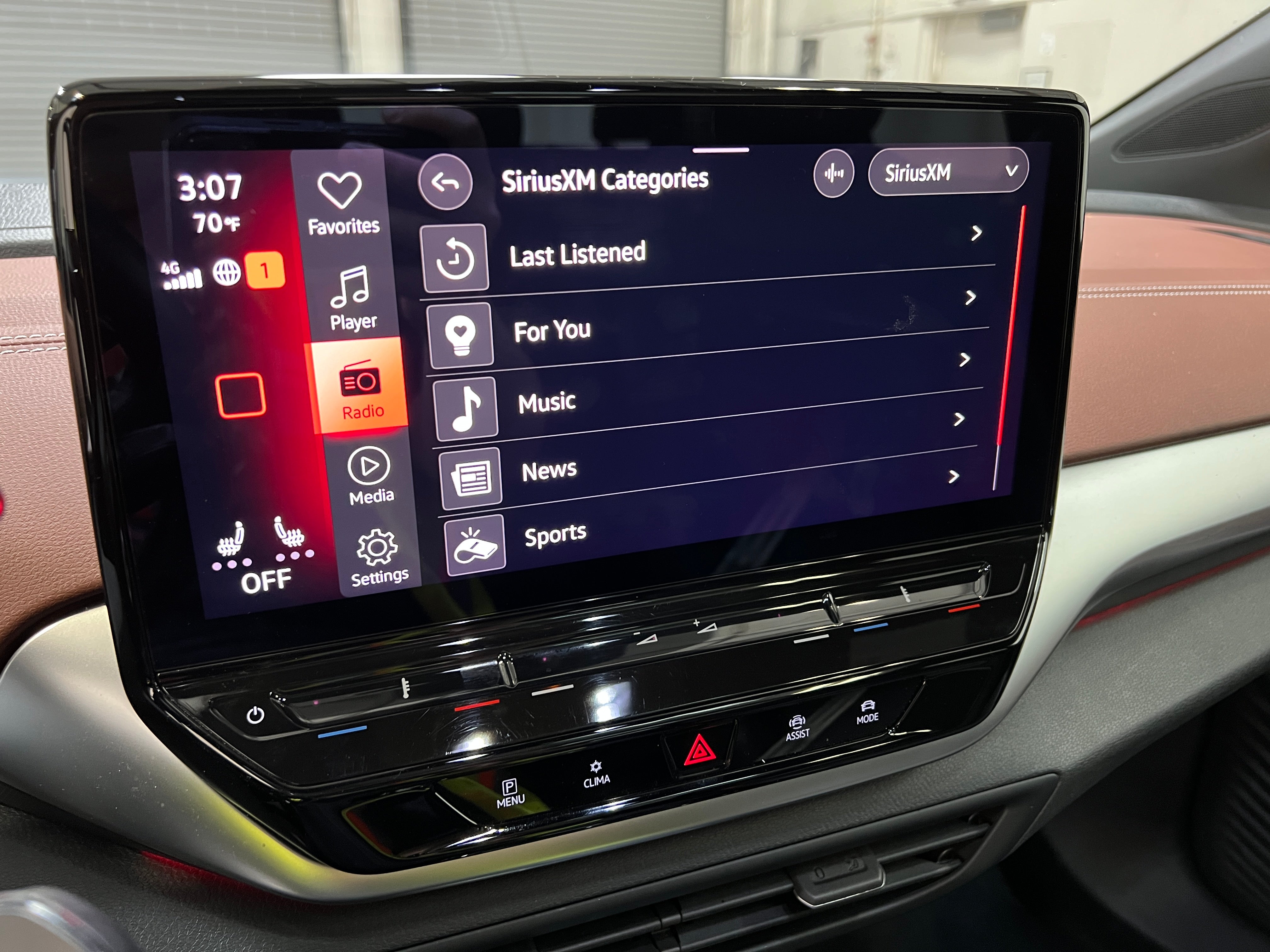 2021 Volkswagen ID.4 Pro S 3