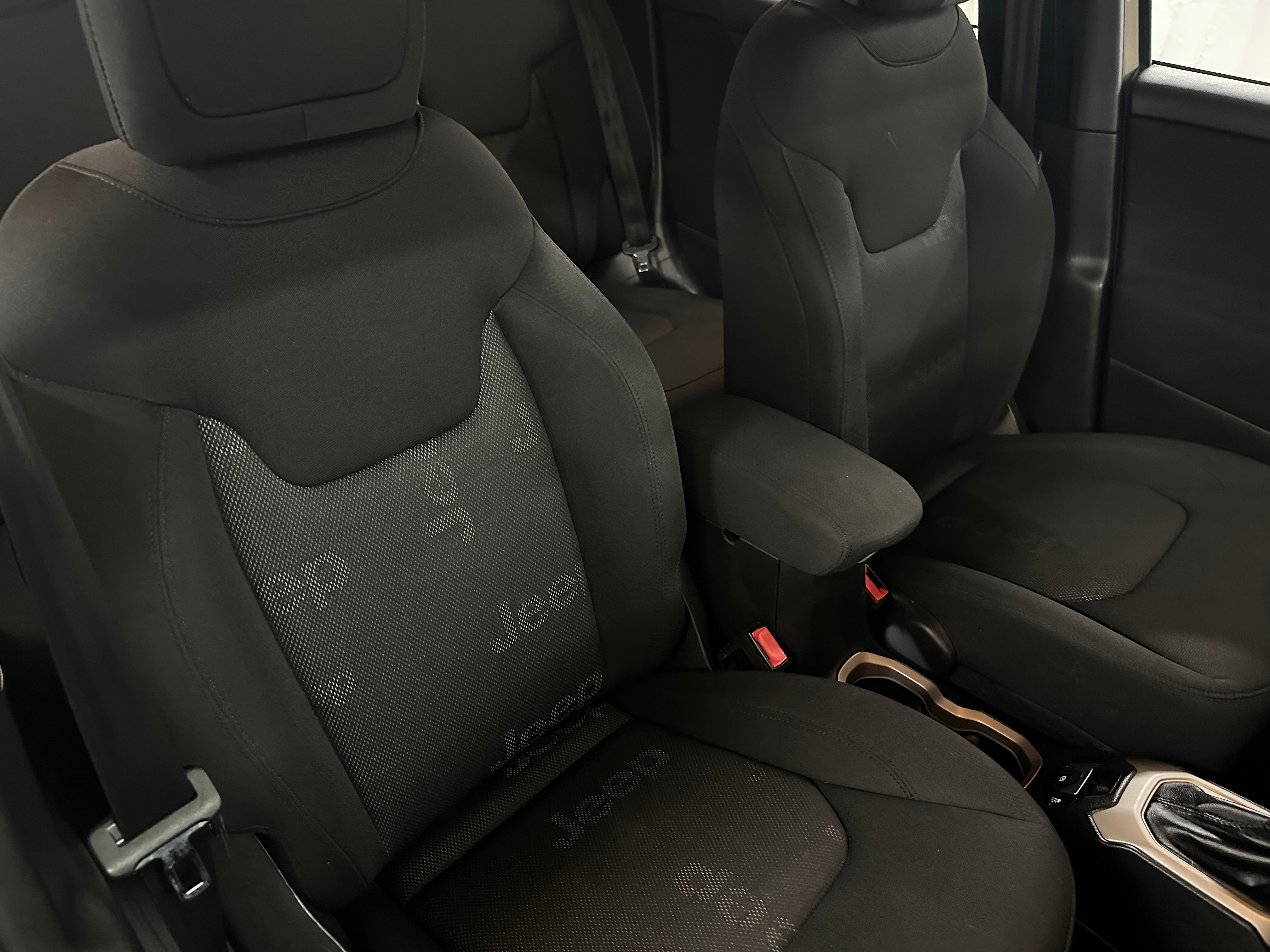 2015 Jeep Renegade Latitude 2