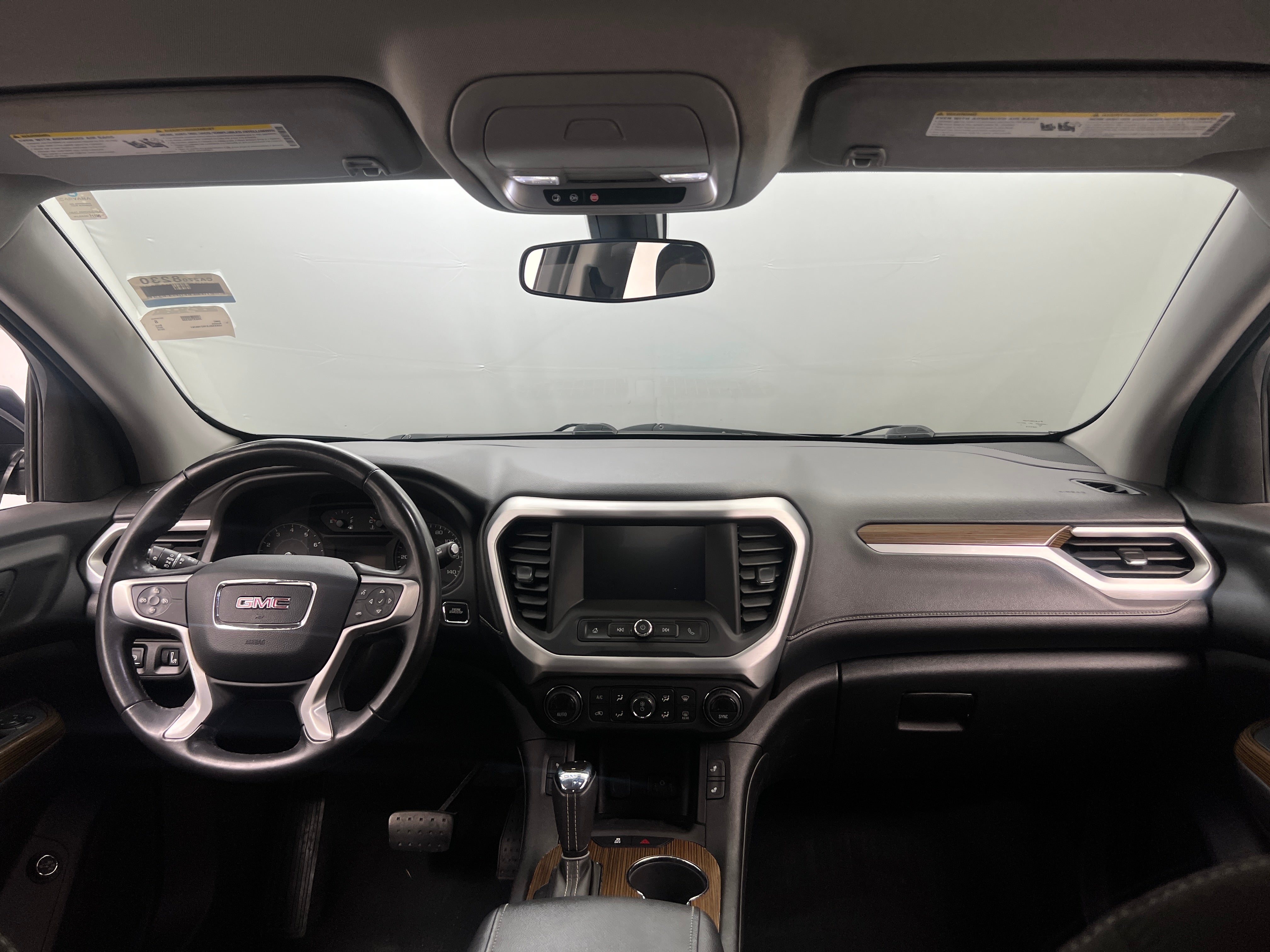 2019 GMC Acadia SLE 3