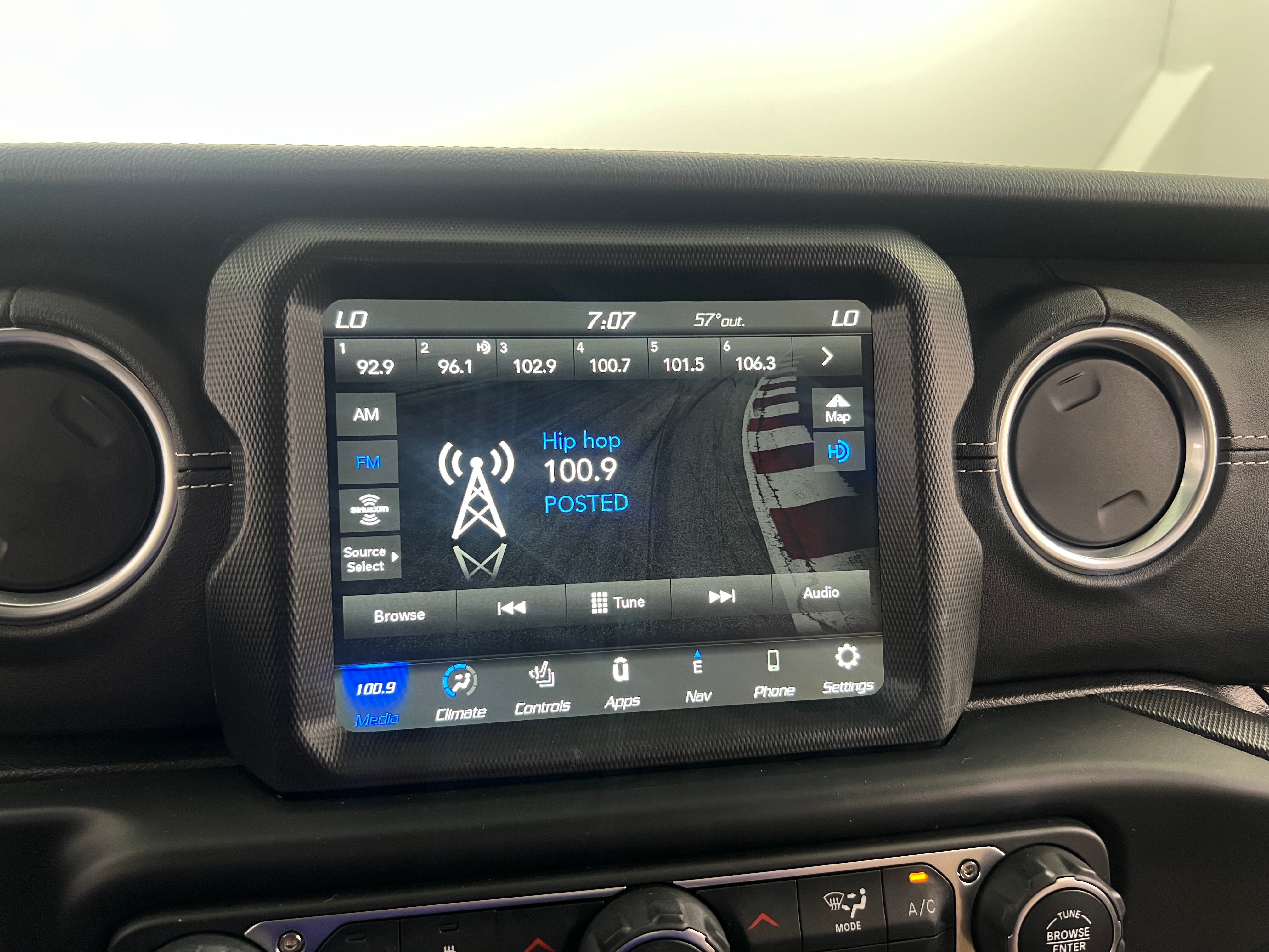 2022 Jeep Wrangler Unlimited Rubicon 4xe 3