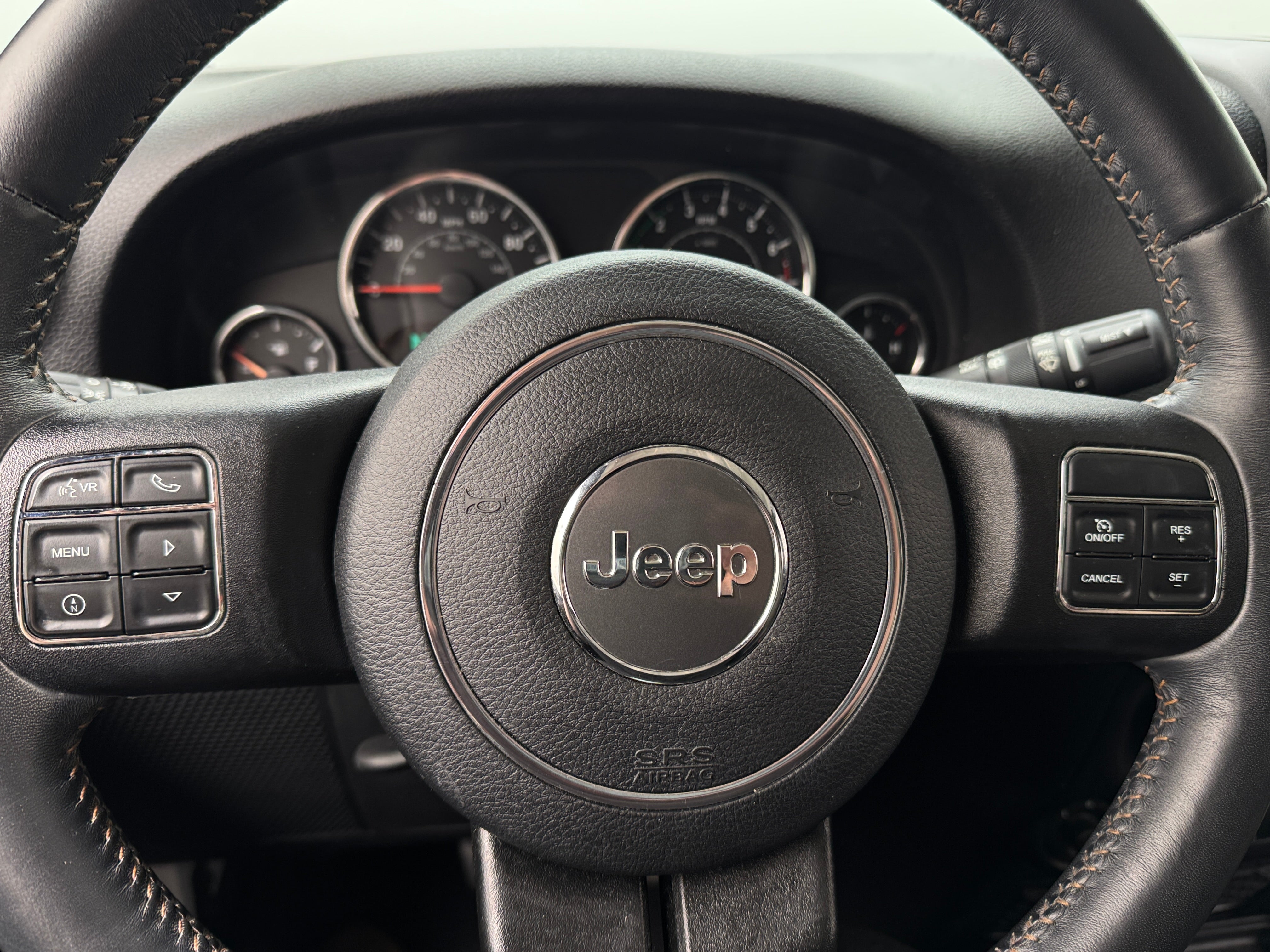 2016 Jeep Wrangler Unlimited Sahara 4