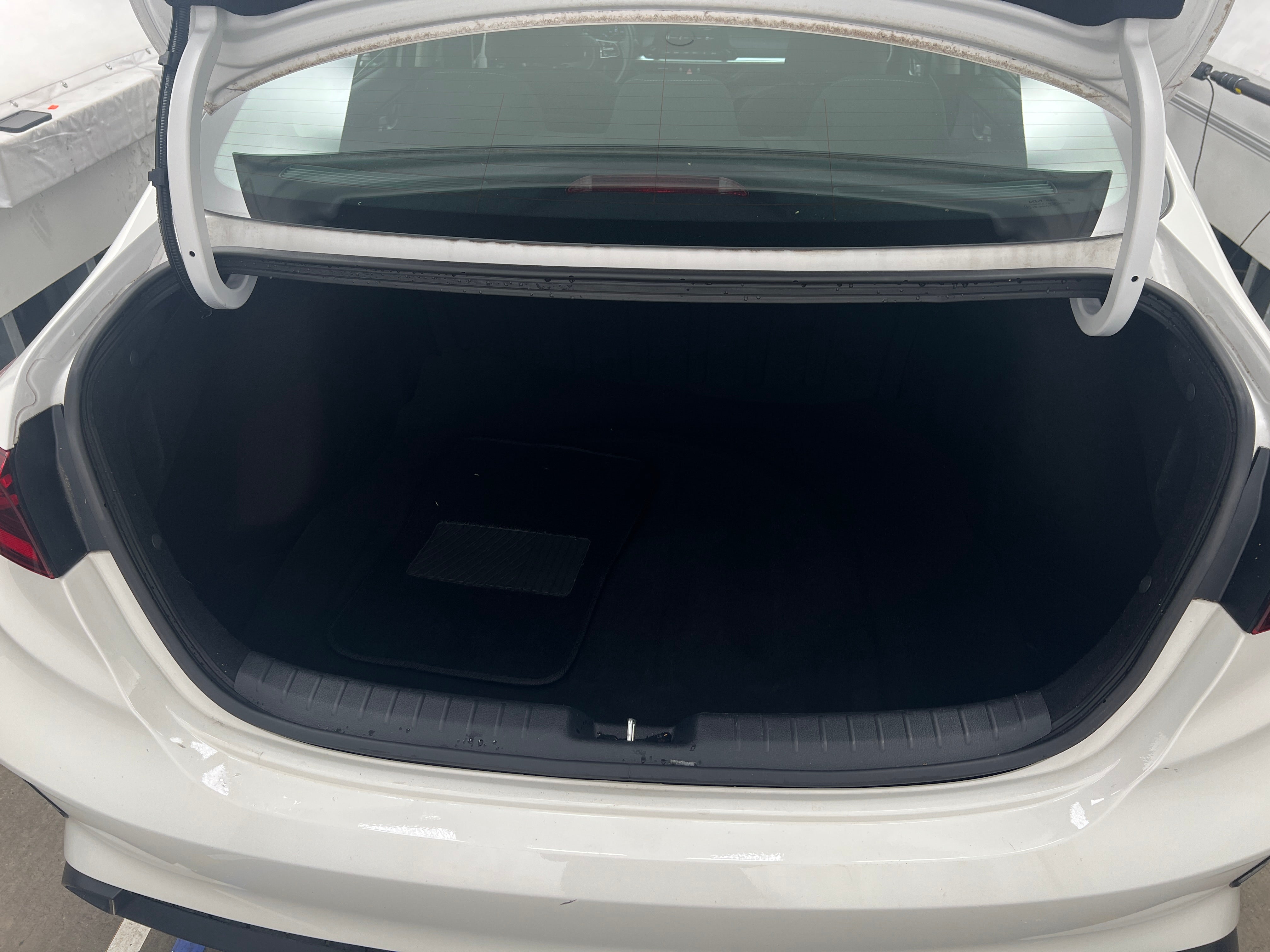 2022 Kia Forte FE 7