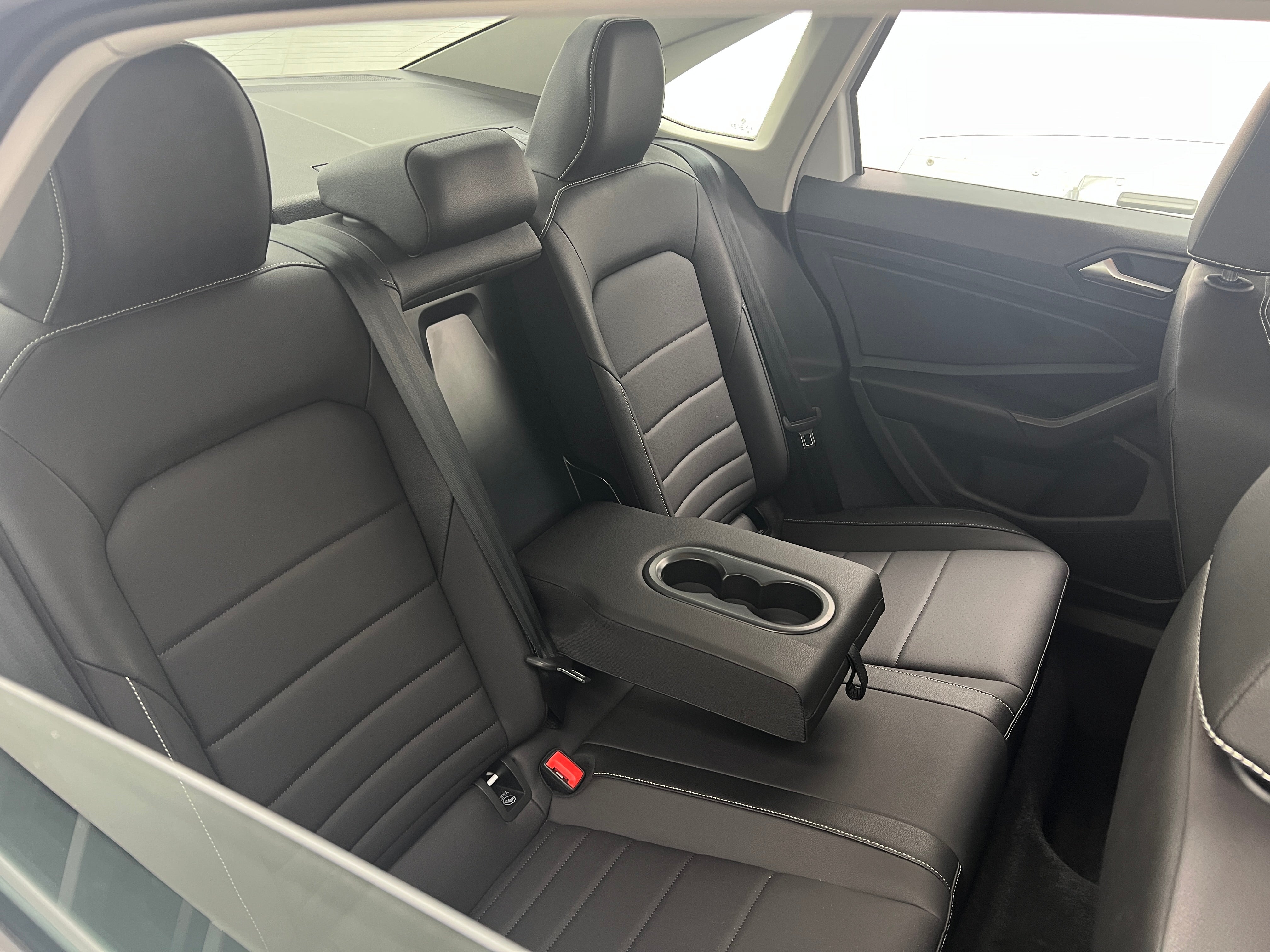 2023 Volkswagen Jetta SE 5