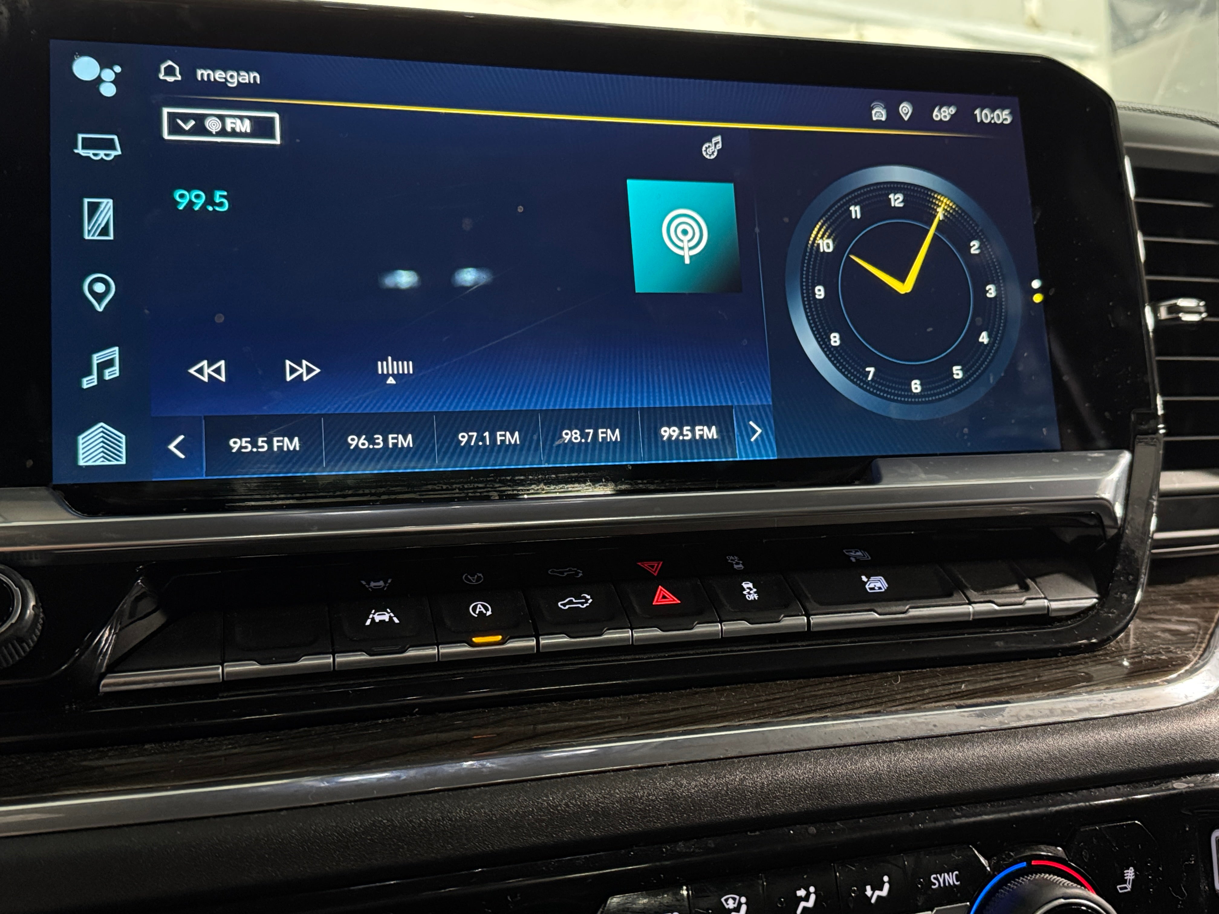2023 Chevrolet Silverado 1500 LT 4