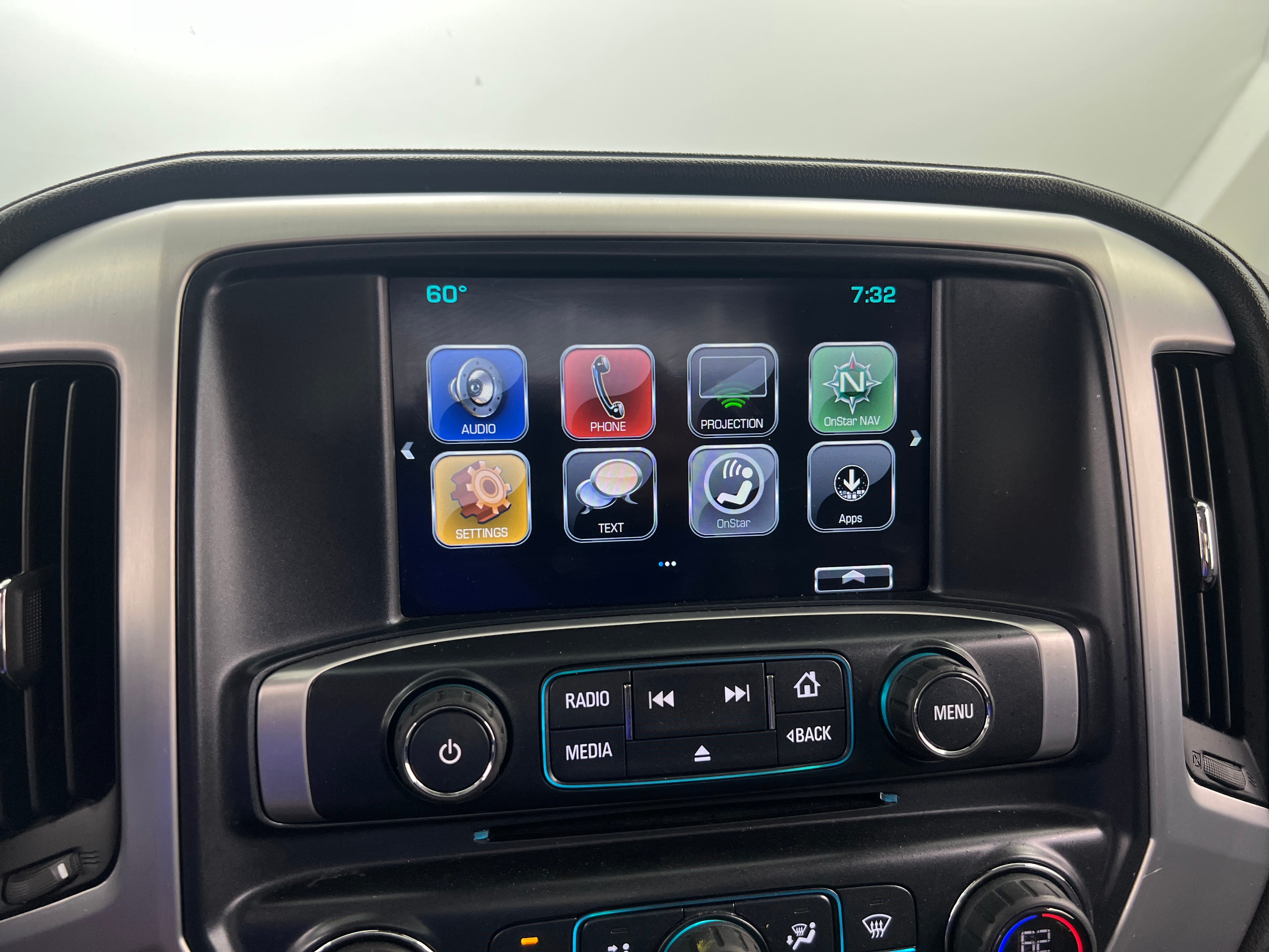 2017 GMC Sierra 1500 SLE 4