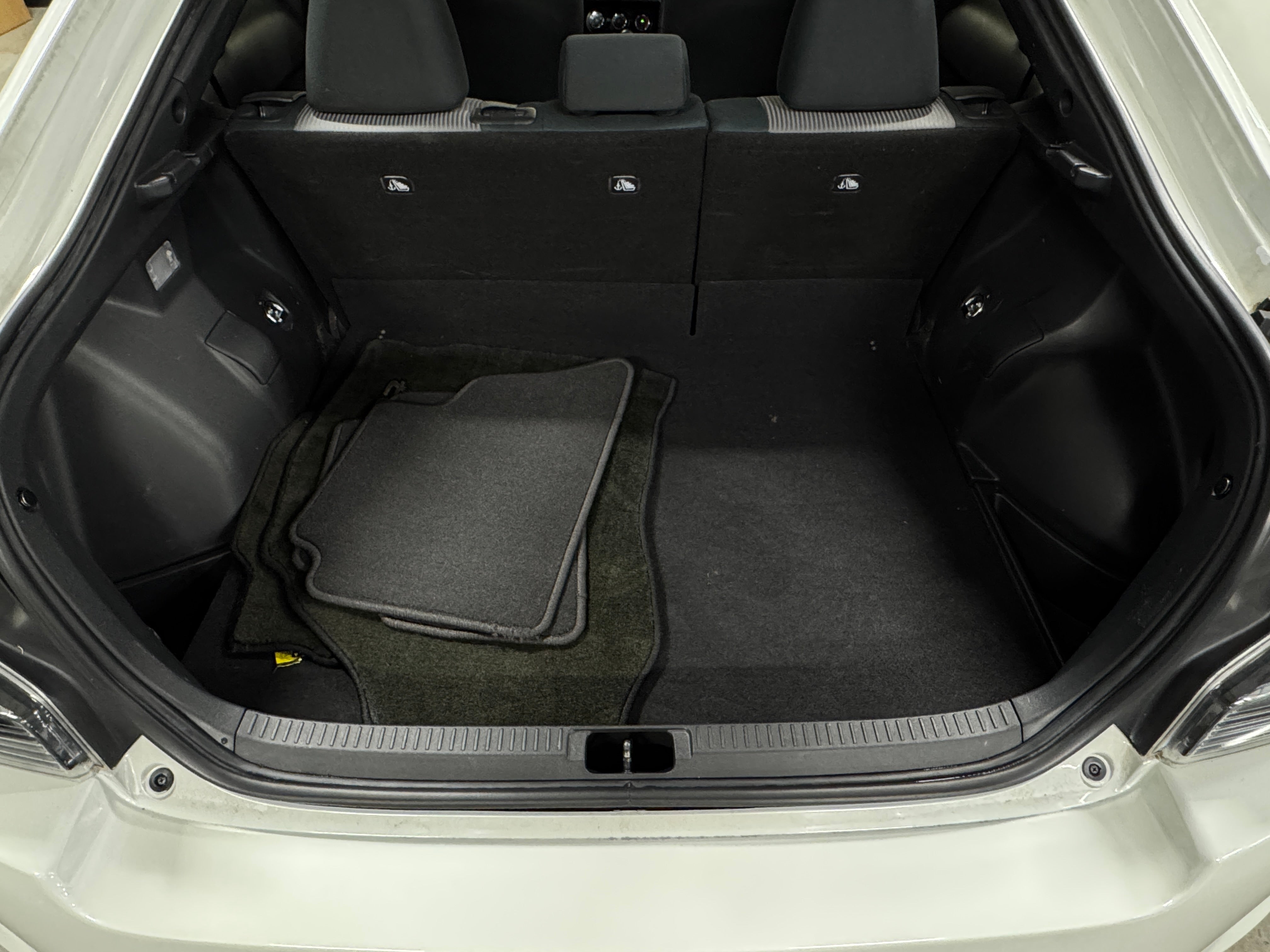 2015 Scion tC  6