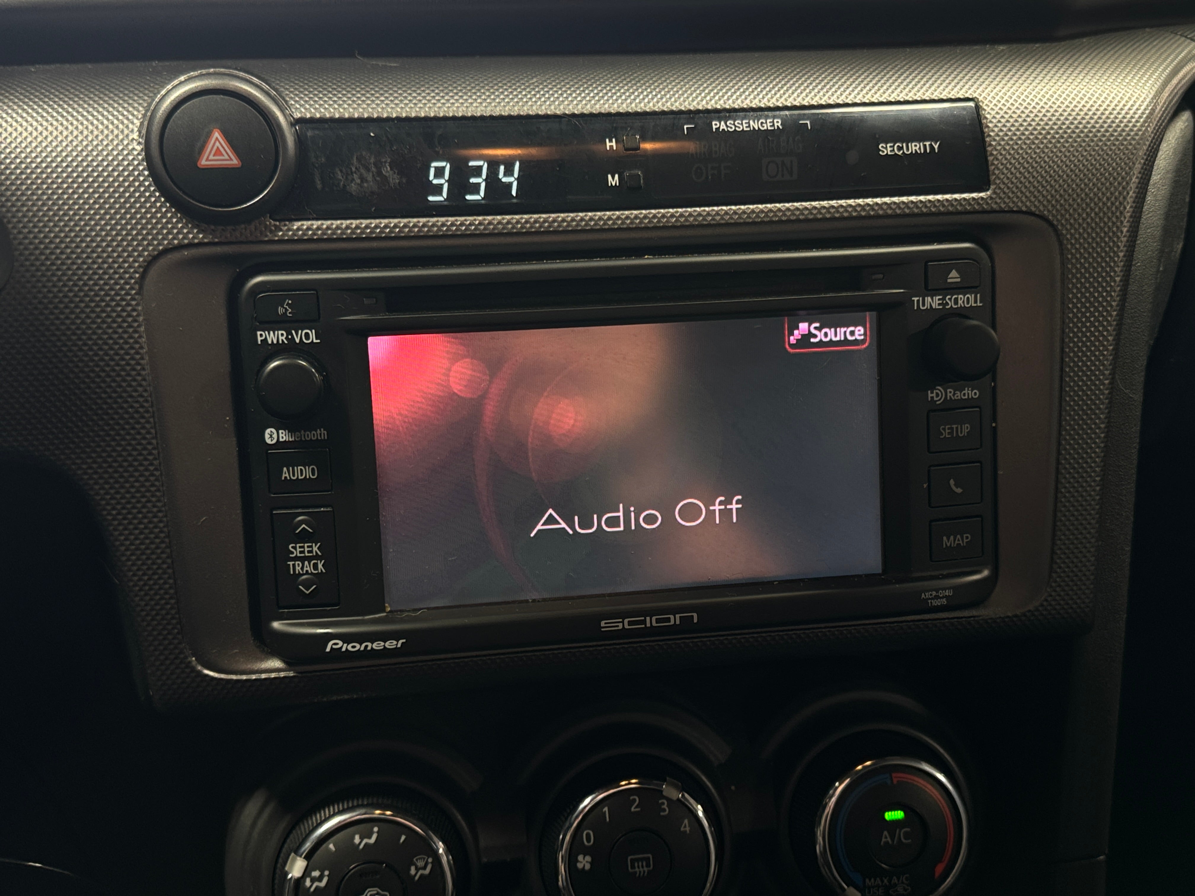 2015 Scion tC  3