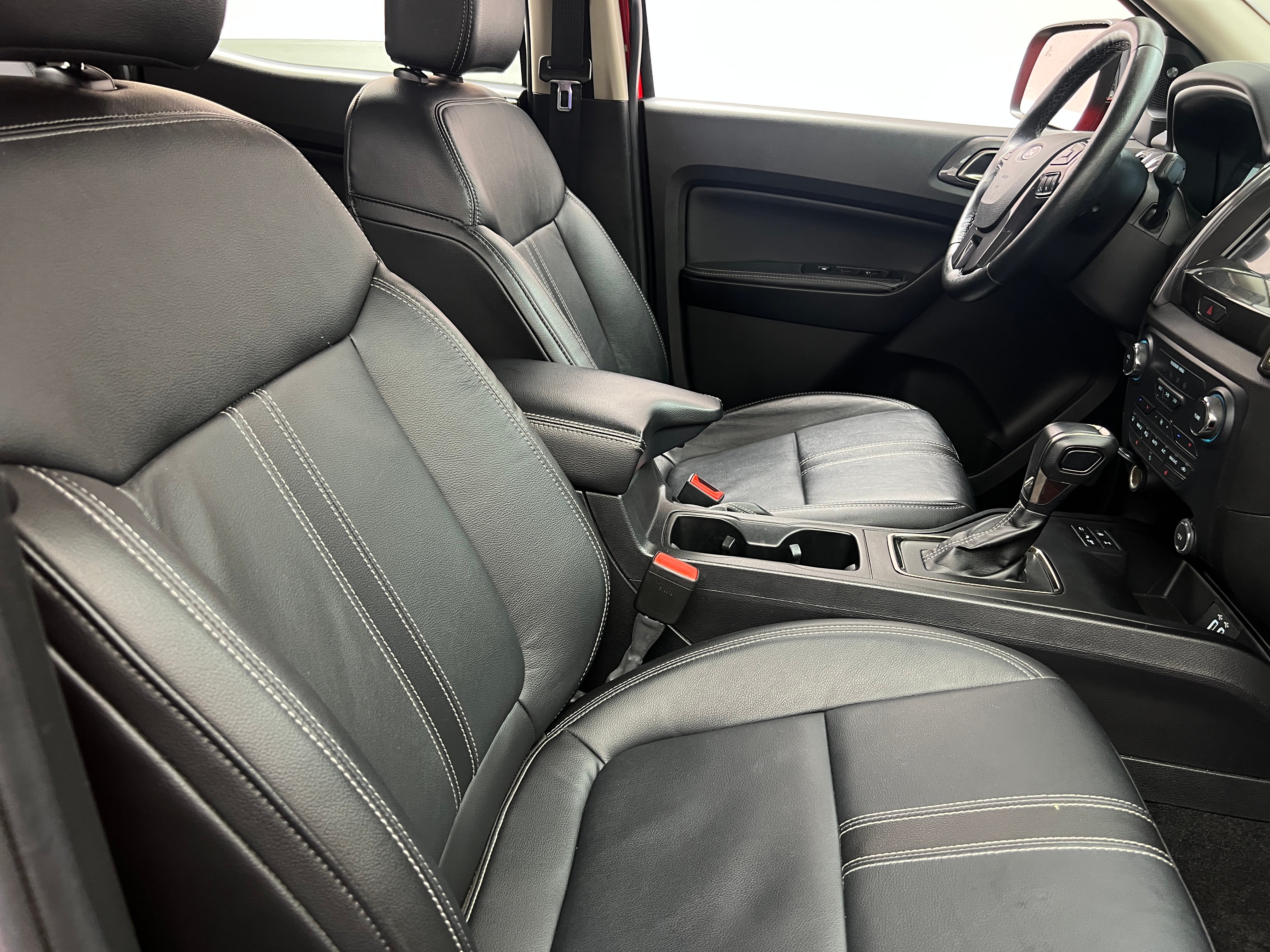 2021 Ford Ranger Lariat 2
