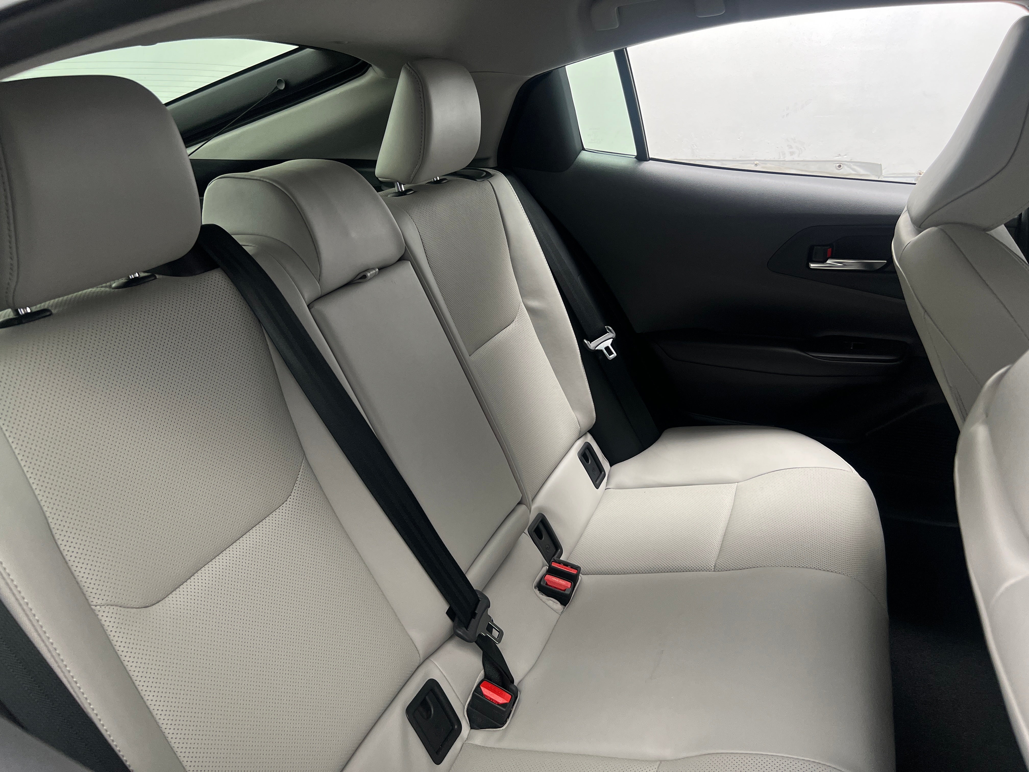 2023 Toyota Prius XLE 6