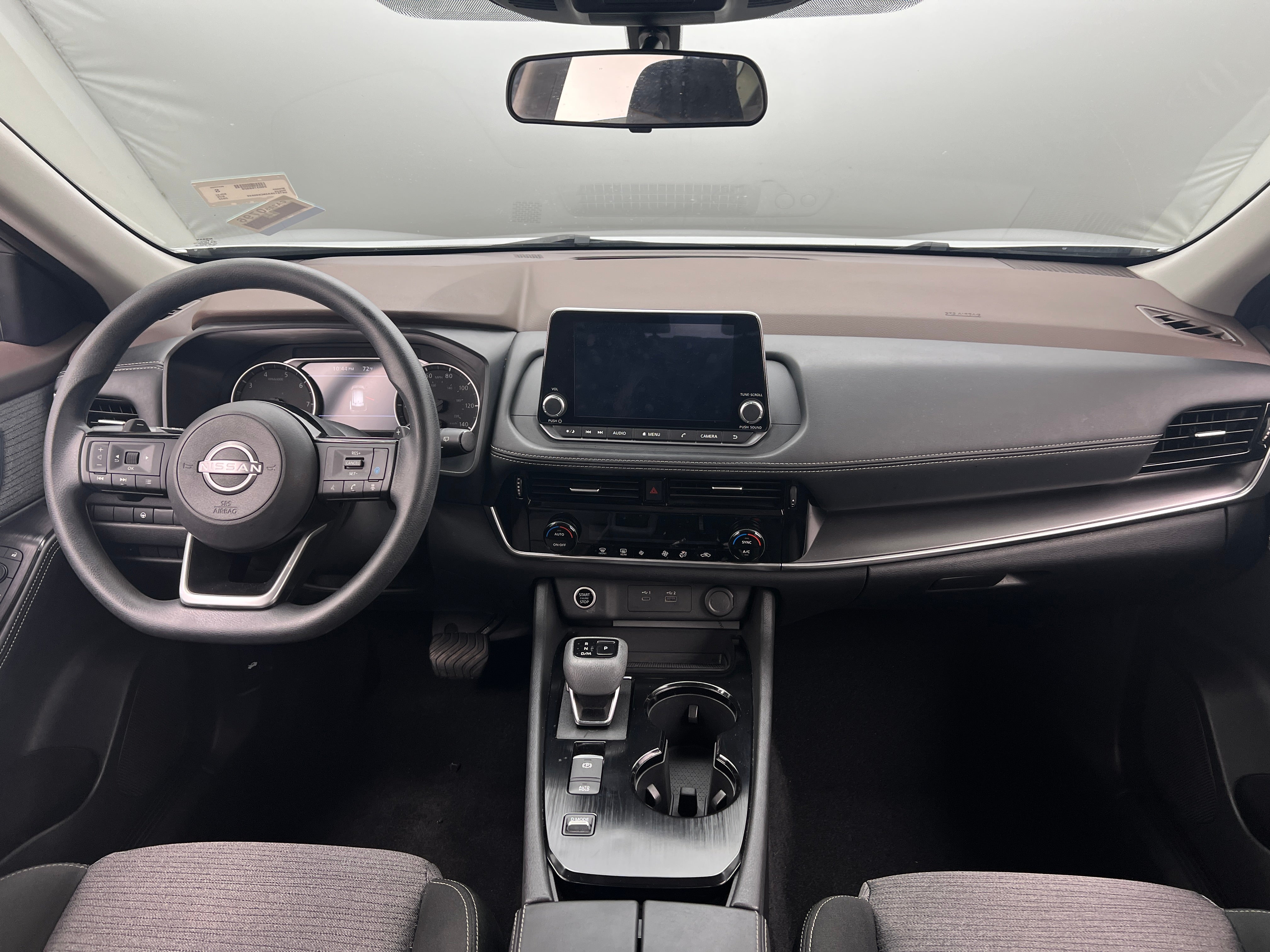 2022 Nissan Rogue SV 3