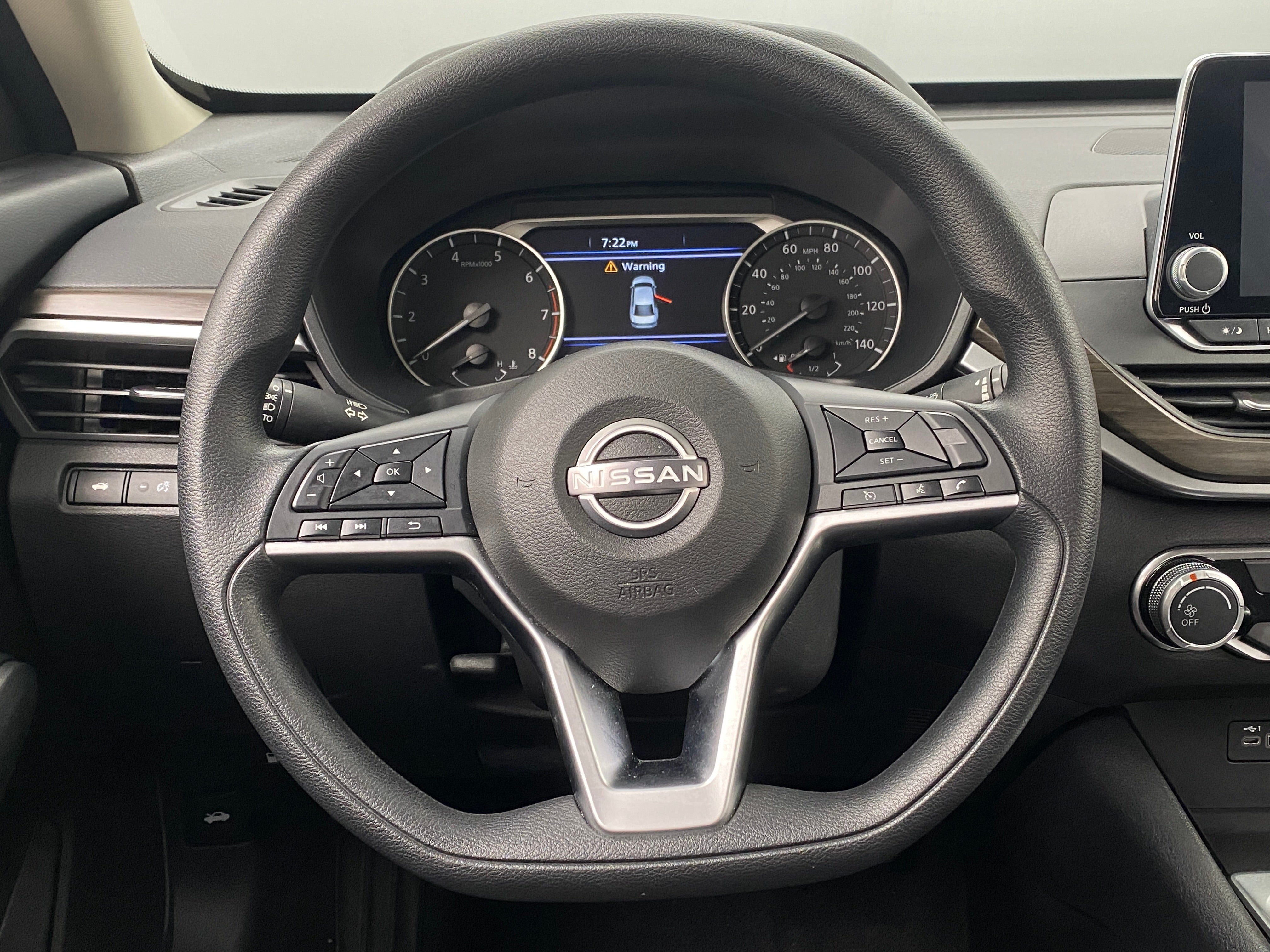 2024 Nissan Altima SV 4