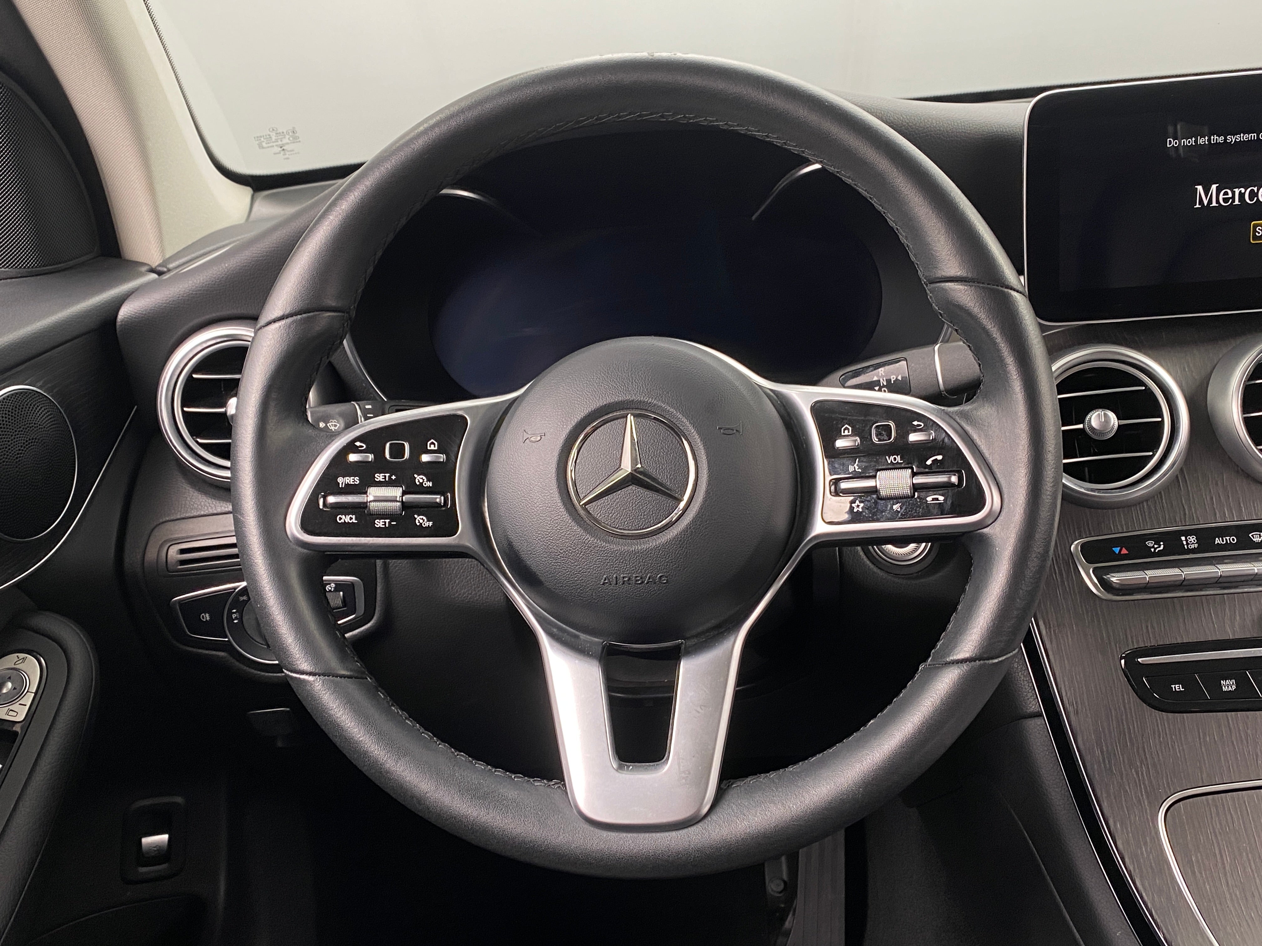 2022 Mercedes-Benz GLC 300 4