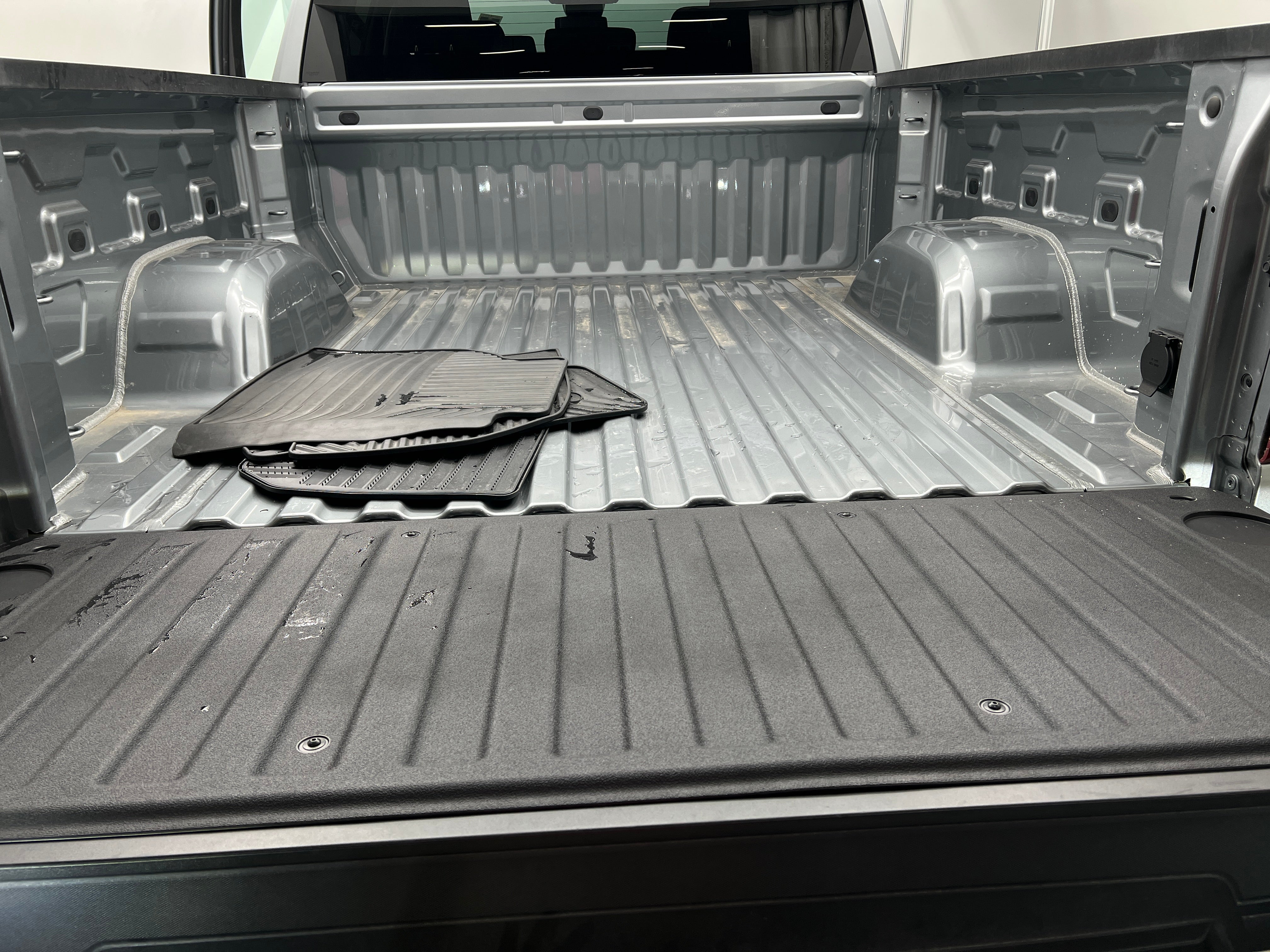2023 Chevrolet Silverado 1500 LT 7