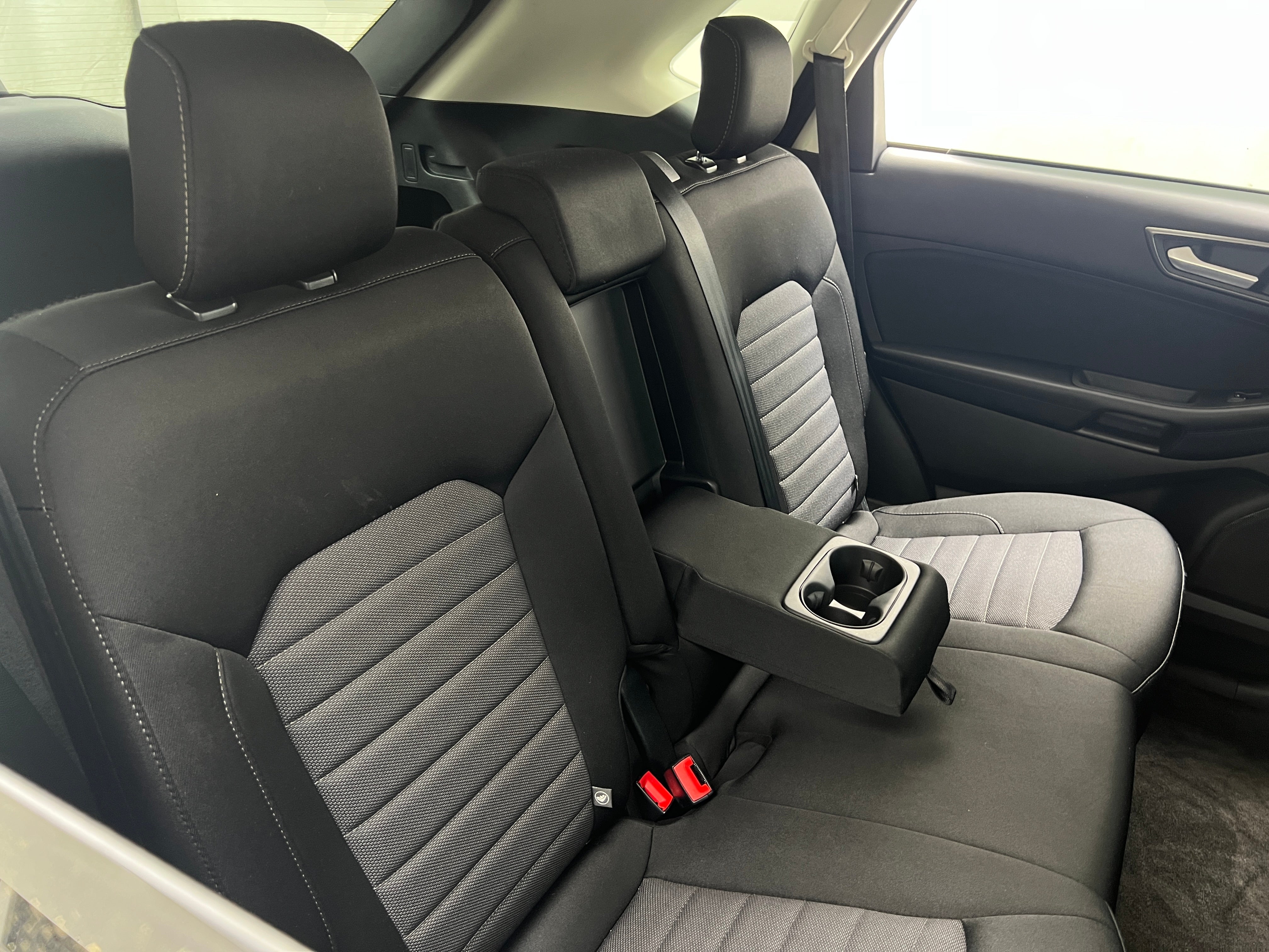 2018 Ford Edge SE 6