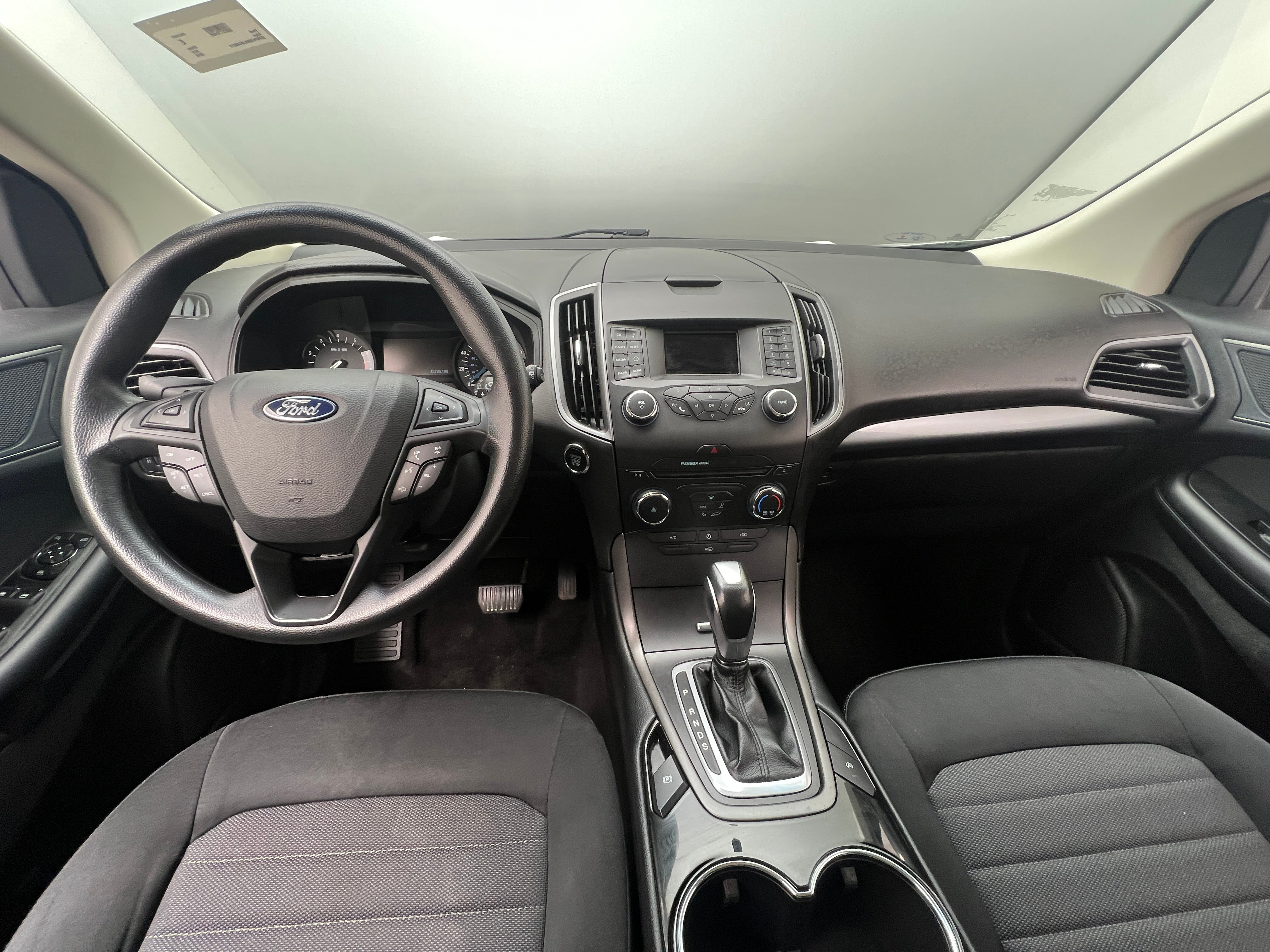 2018 Ford Edge SE 3