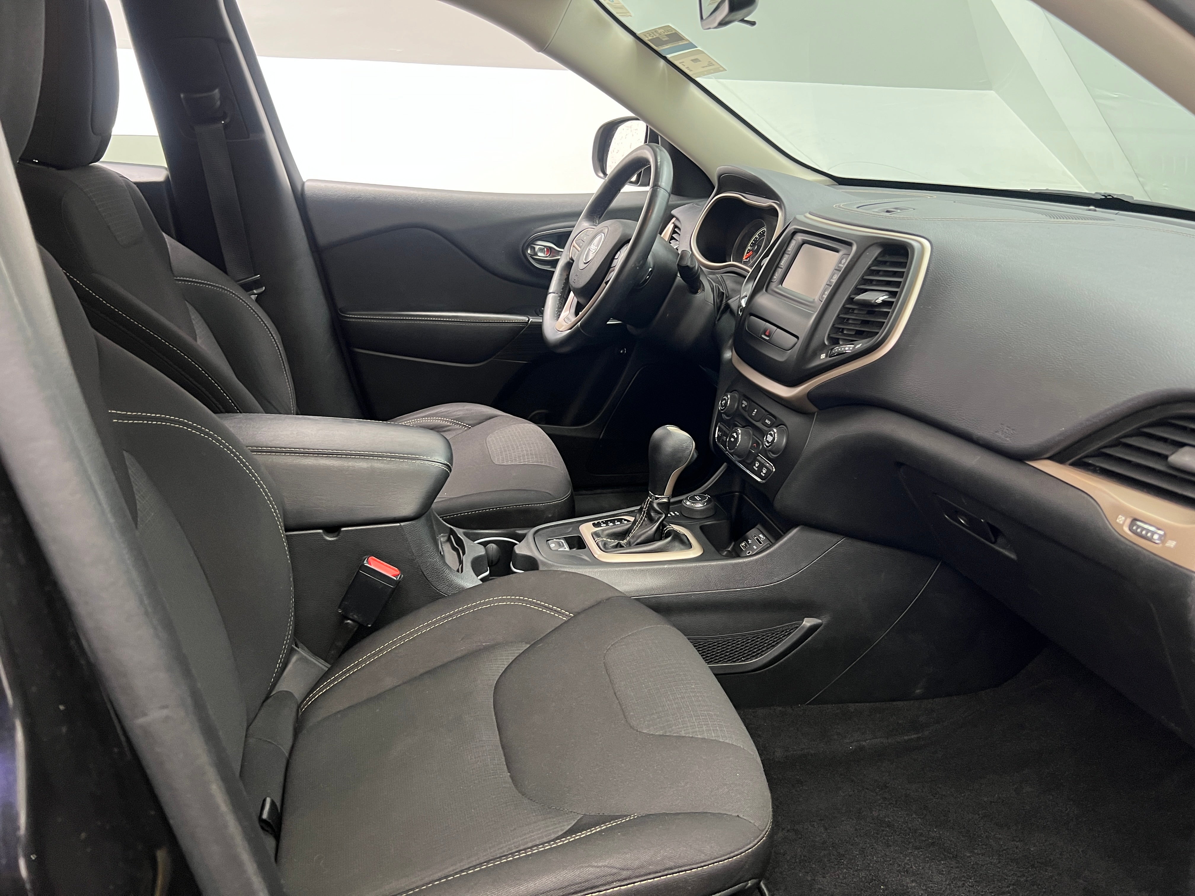 2015 Jeep Cherokee Latitude 2