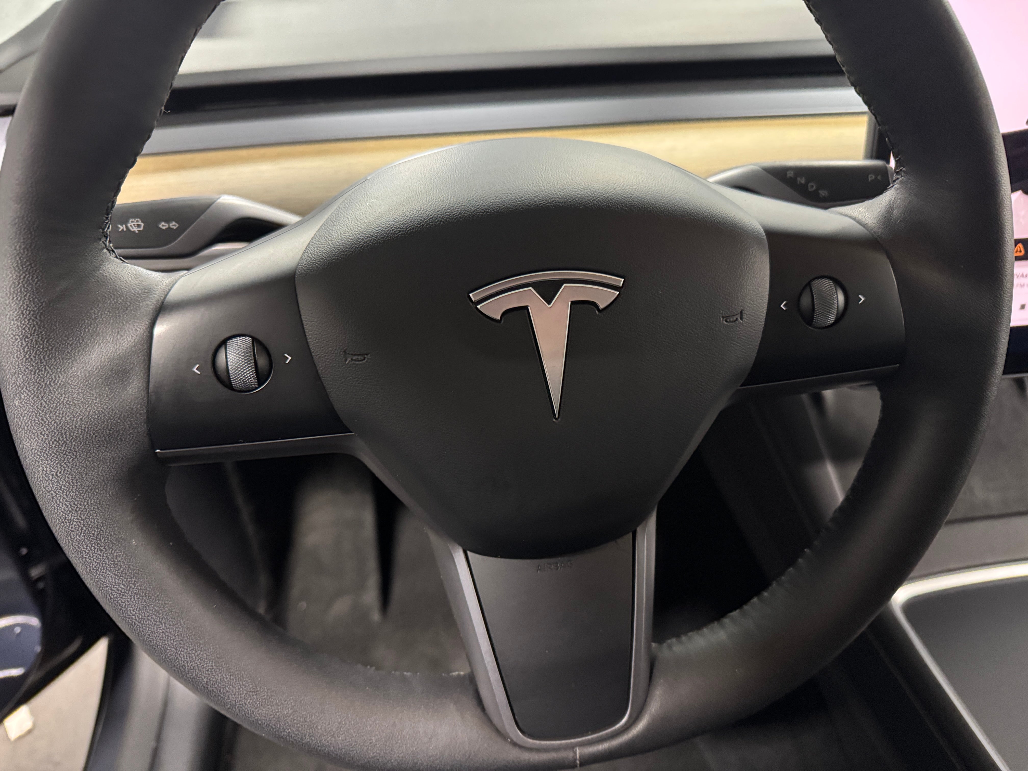 2022 Tesla Model Y Long Range 4