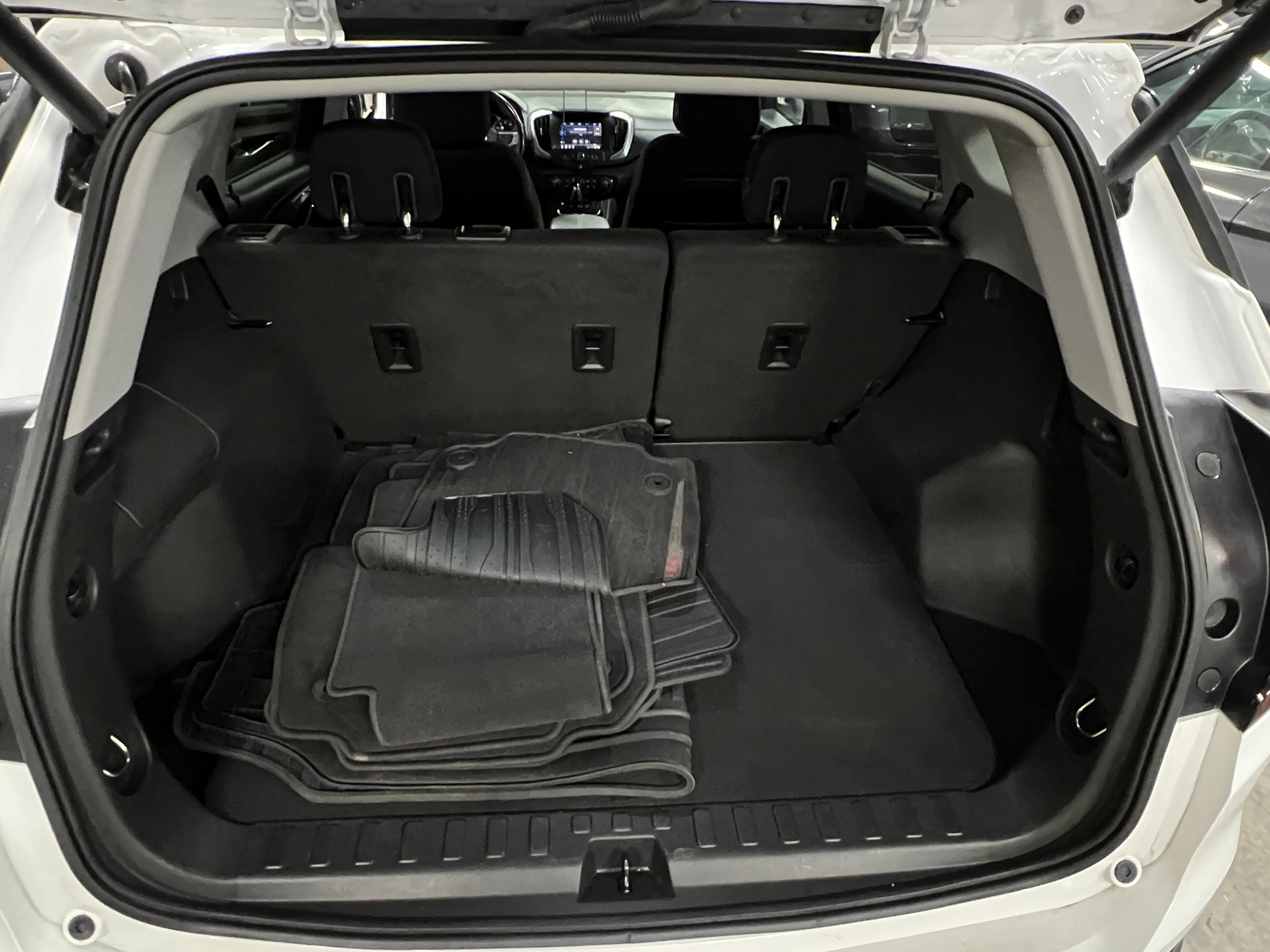 Thumbnail: 2020 GMC Terrain - 7