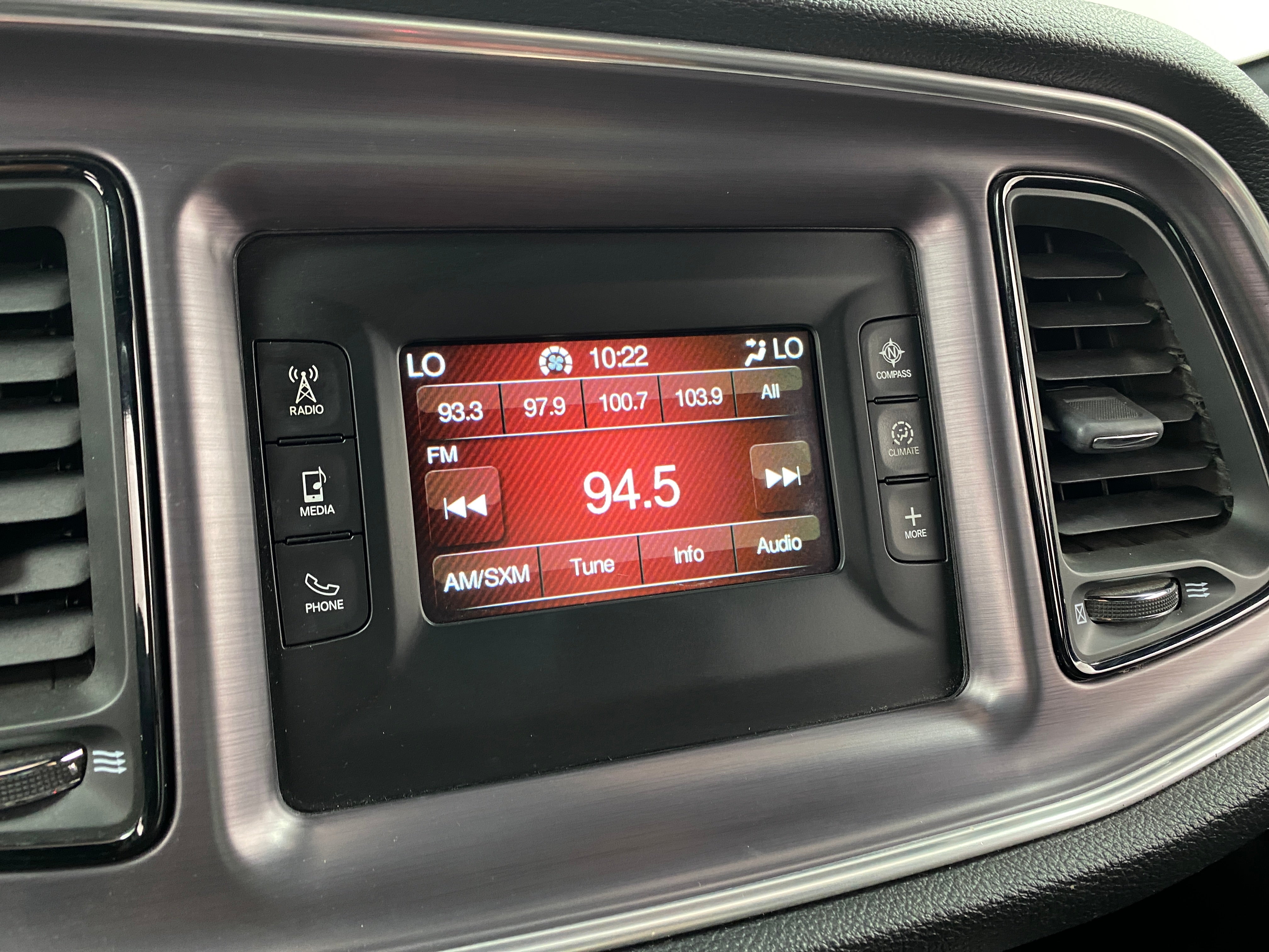 2016 Dodge Challenger SXT 3