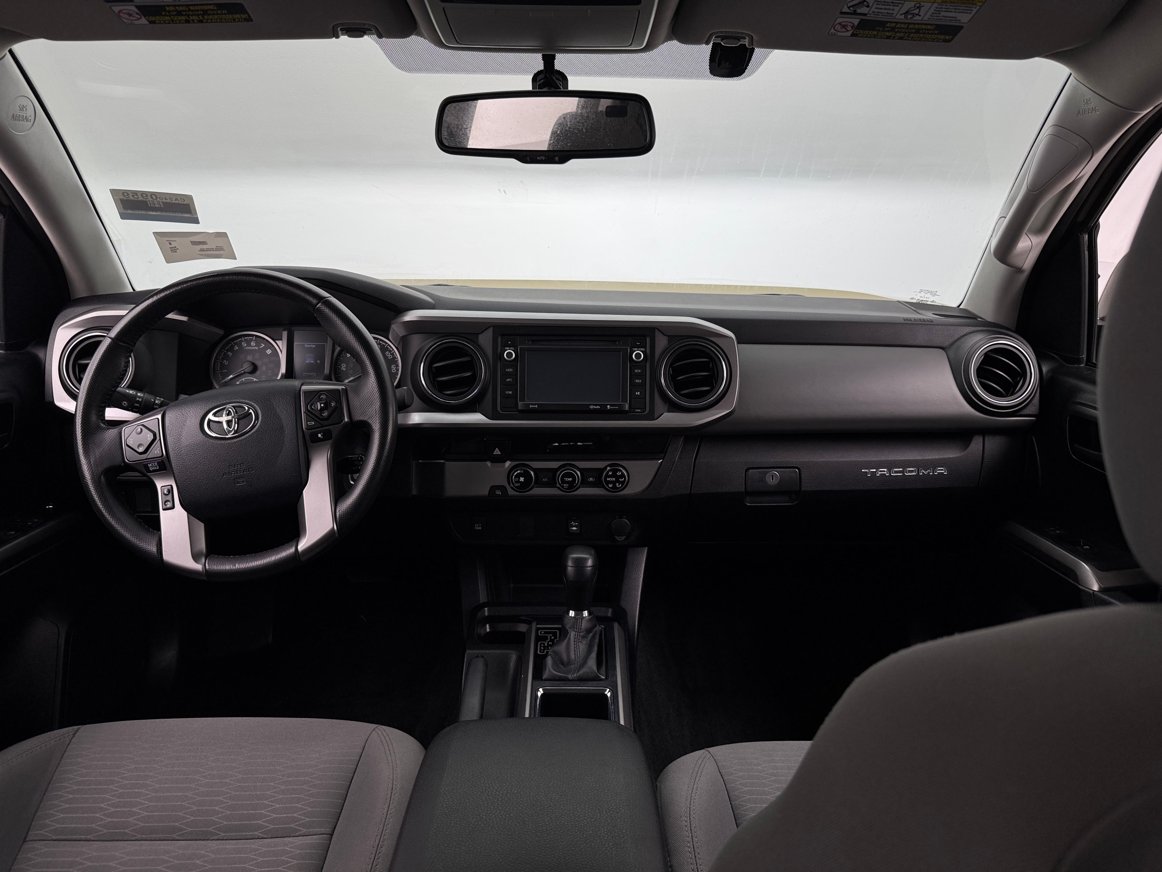 2017 Toyota Tacoma SR5 3
