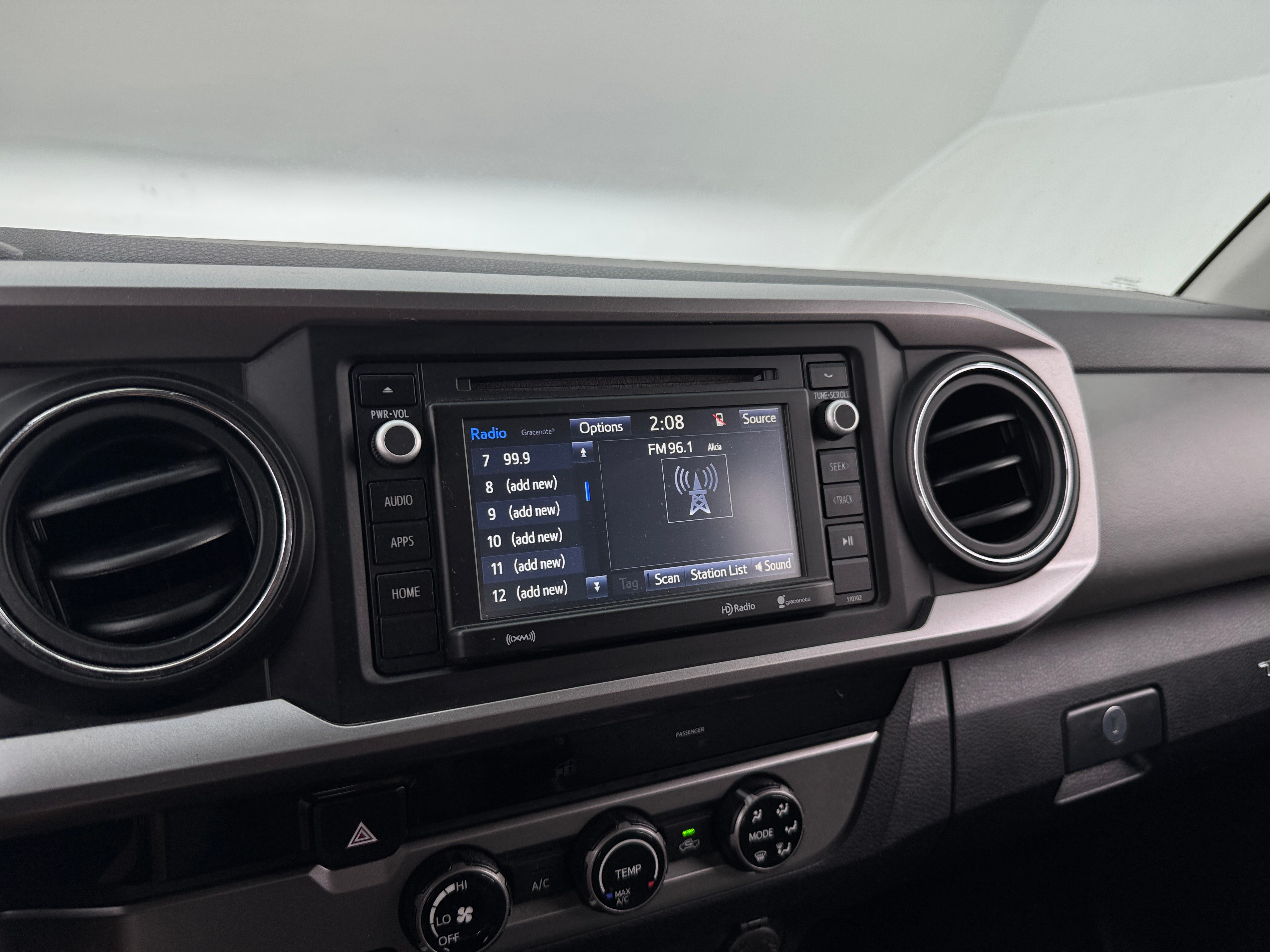 2017 Toyota Tacoma SR5 4