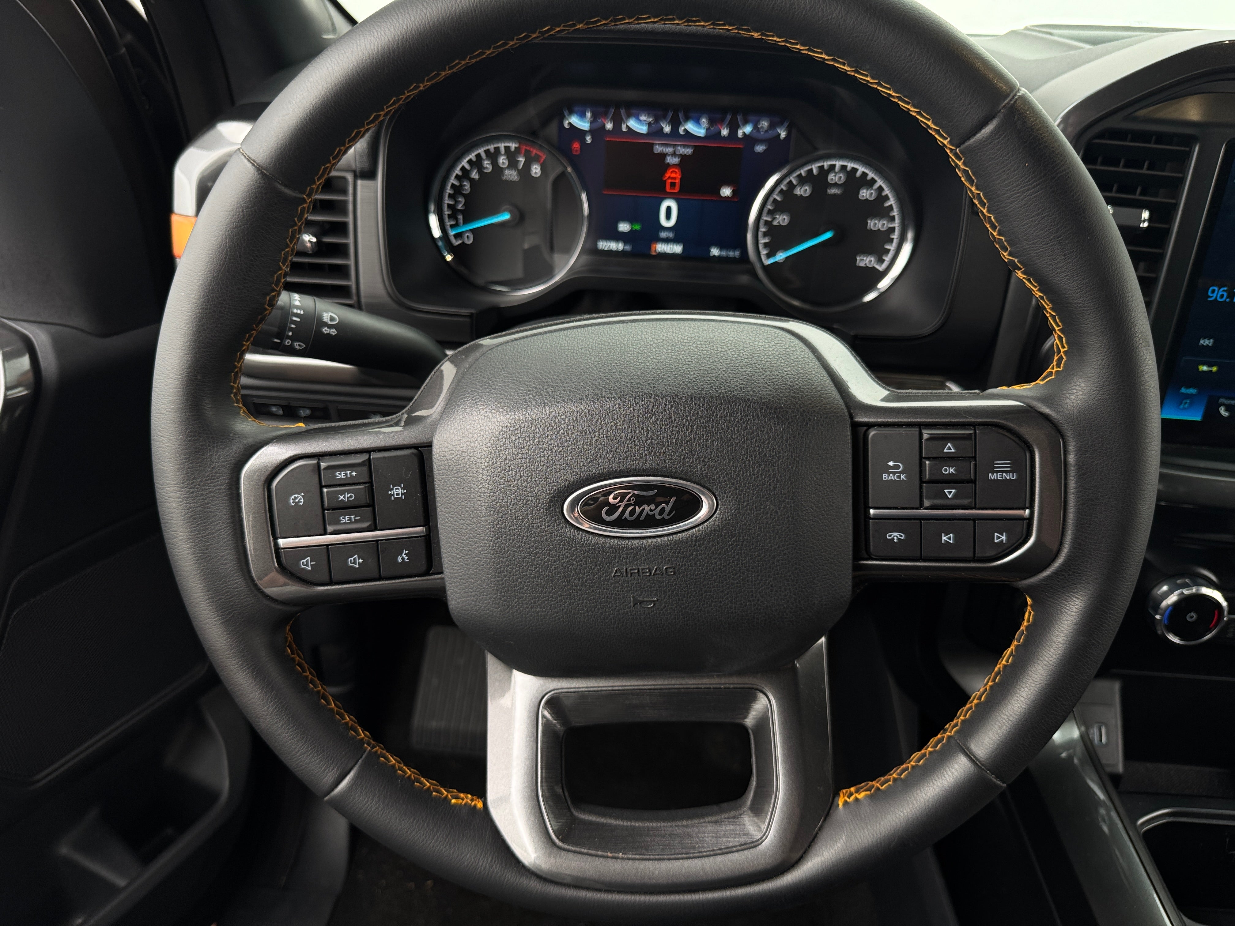 2023 Ford Econoline E-150 5