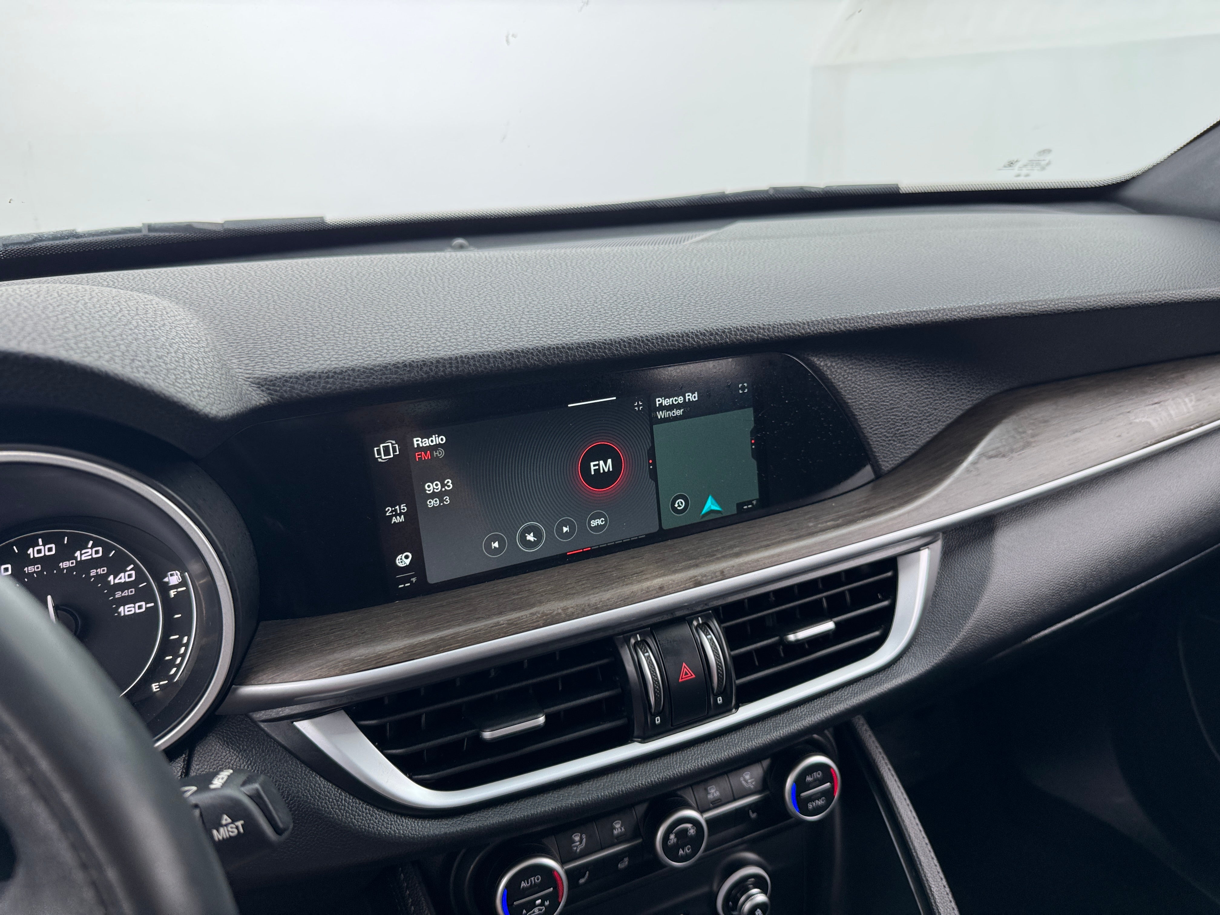 2022 Alfa Romeo Stelvio Ti 3