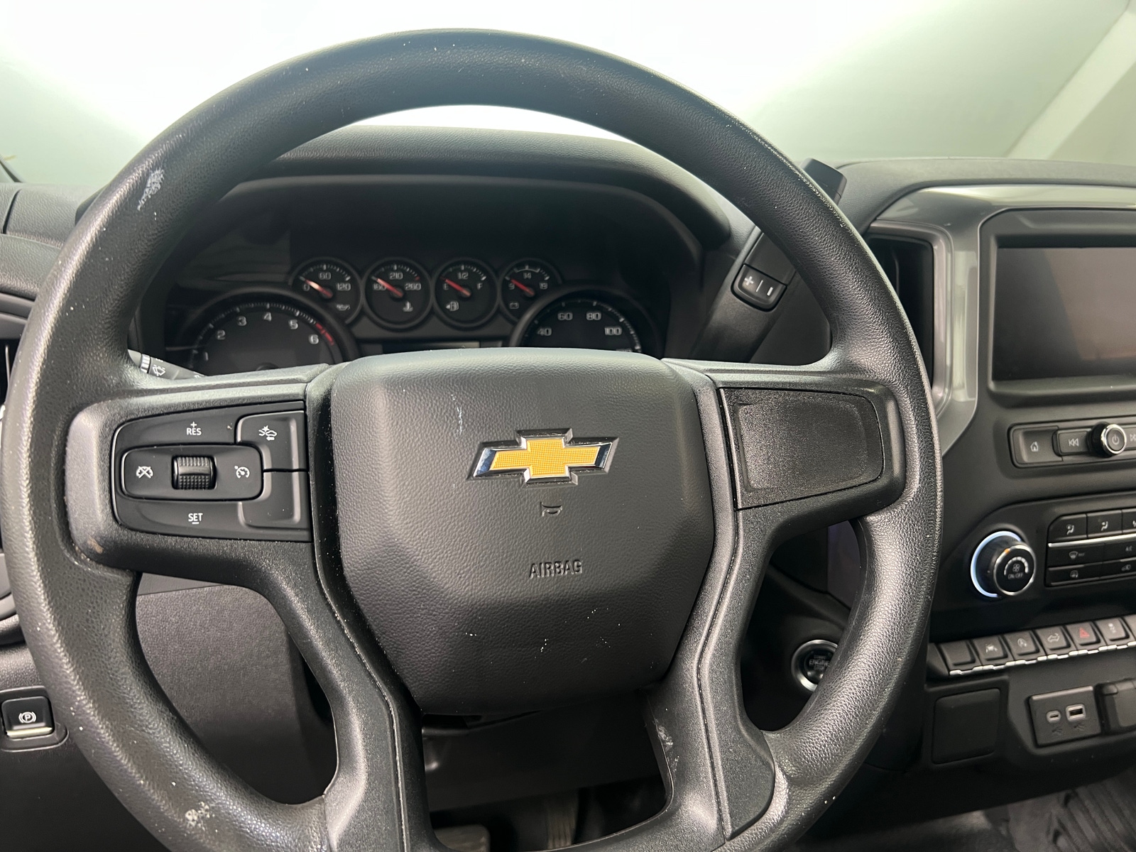 Thumbnail: 2024 Chevrolet Silverado 1500 - 5