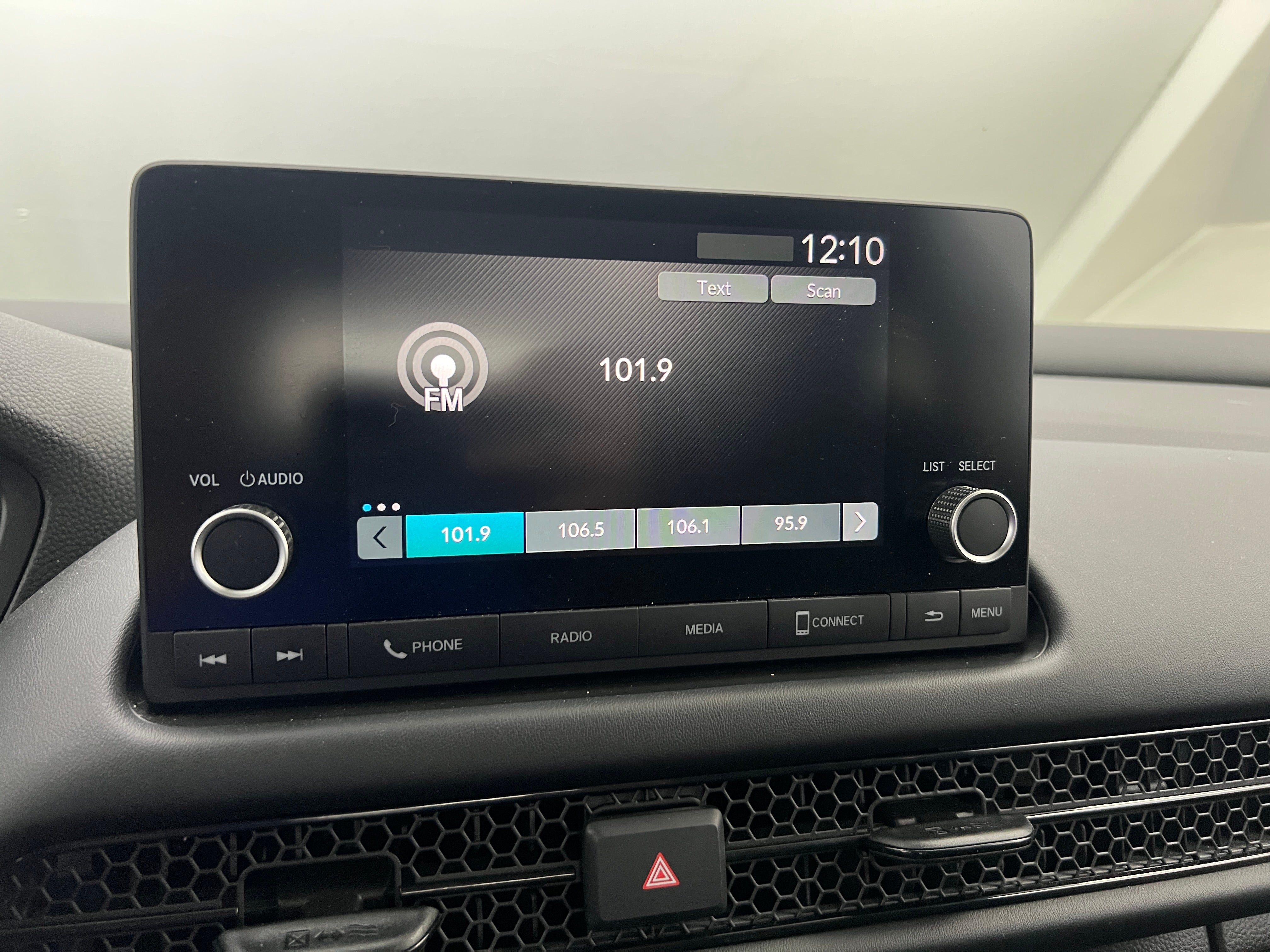 2023 Honda HR-V LX 4