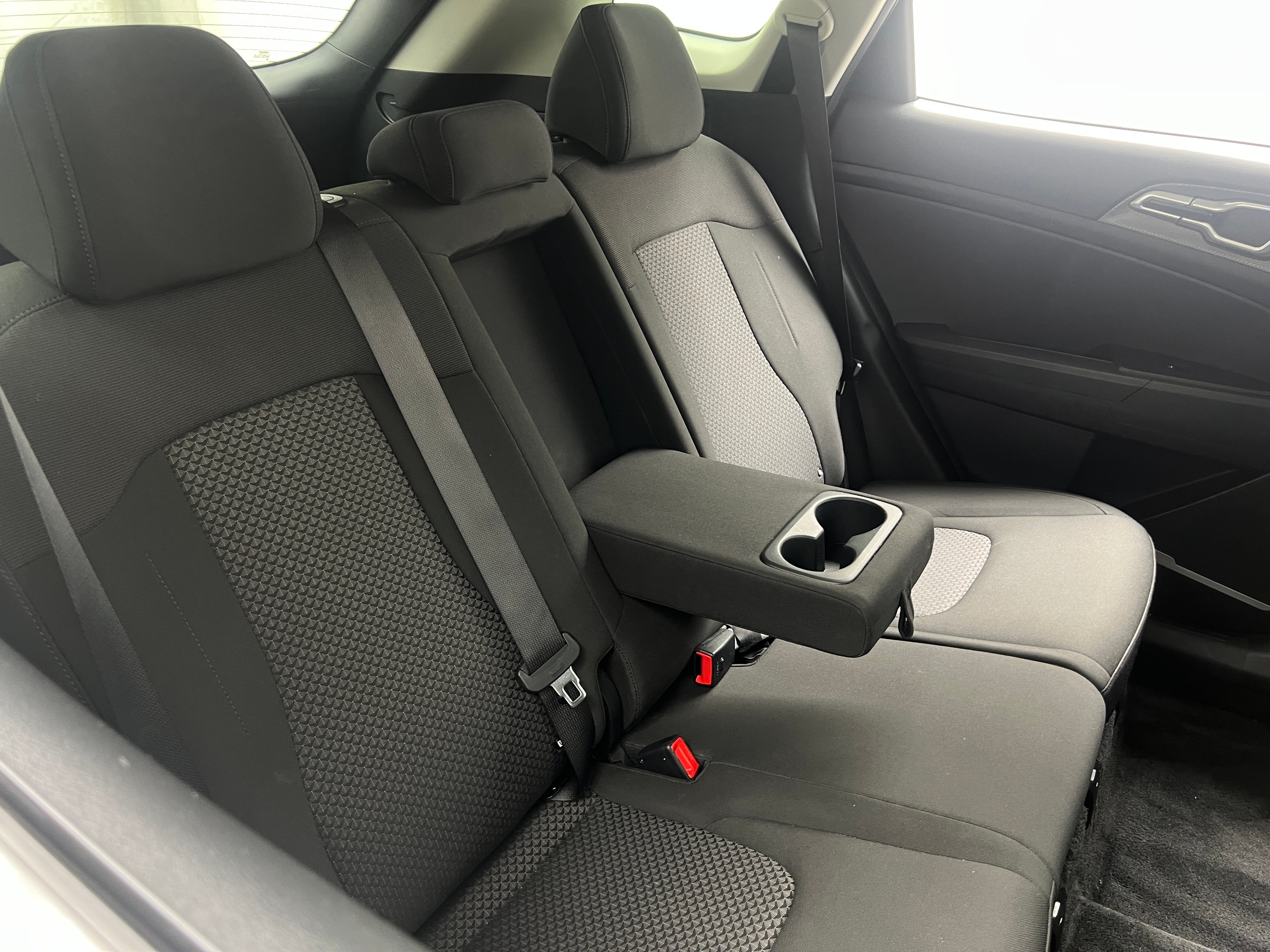 2024 Kia Sportage LX 6