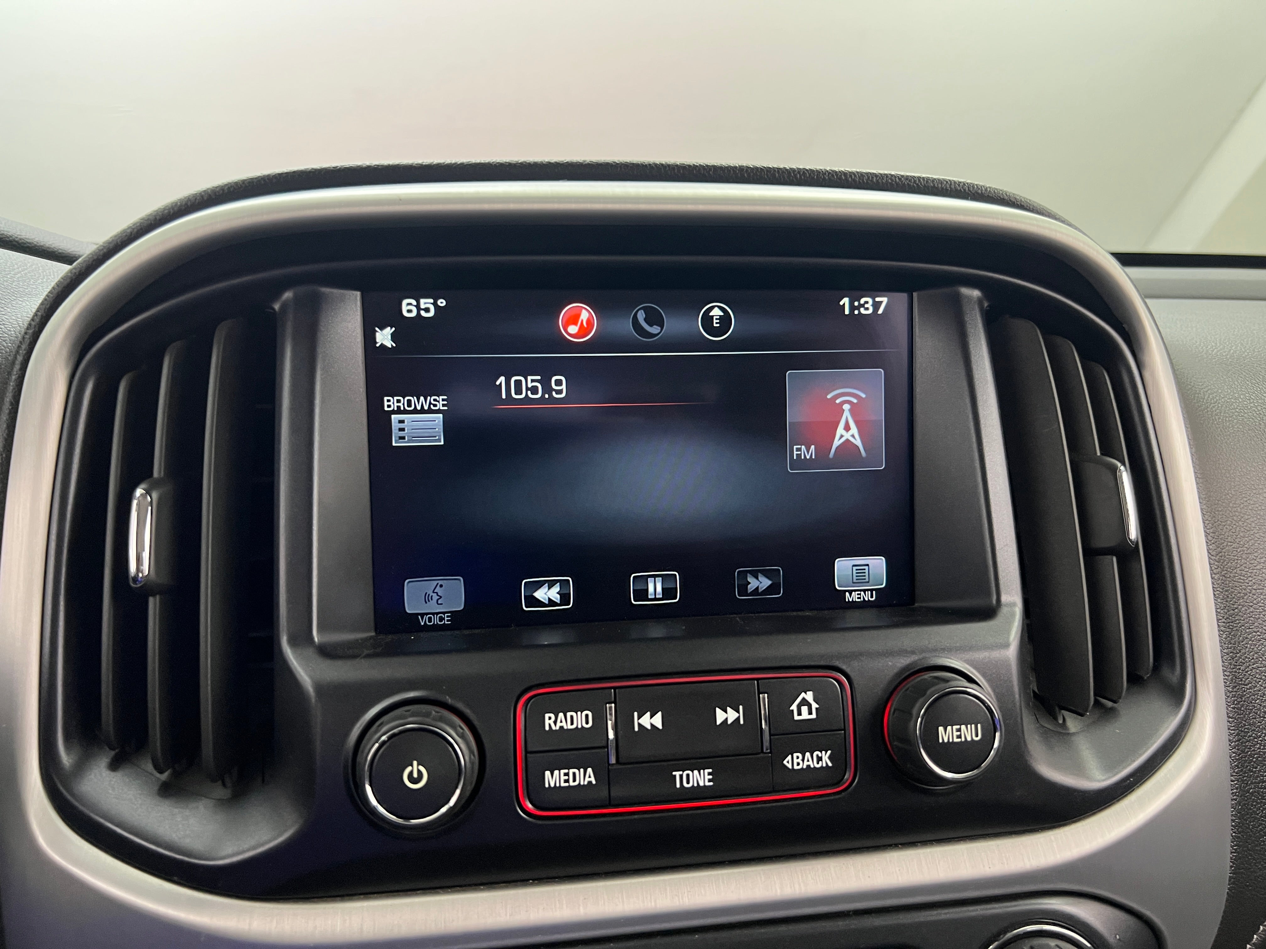 2015 GMC Canyon SLT 3