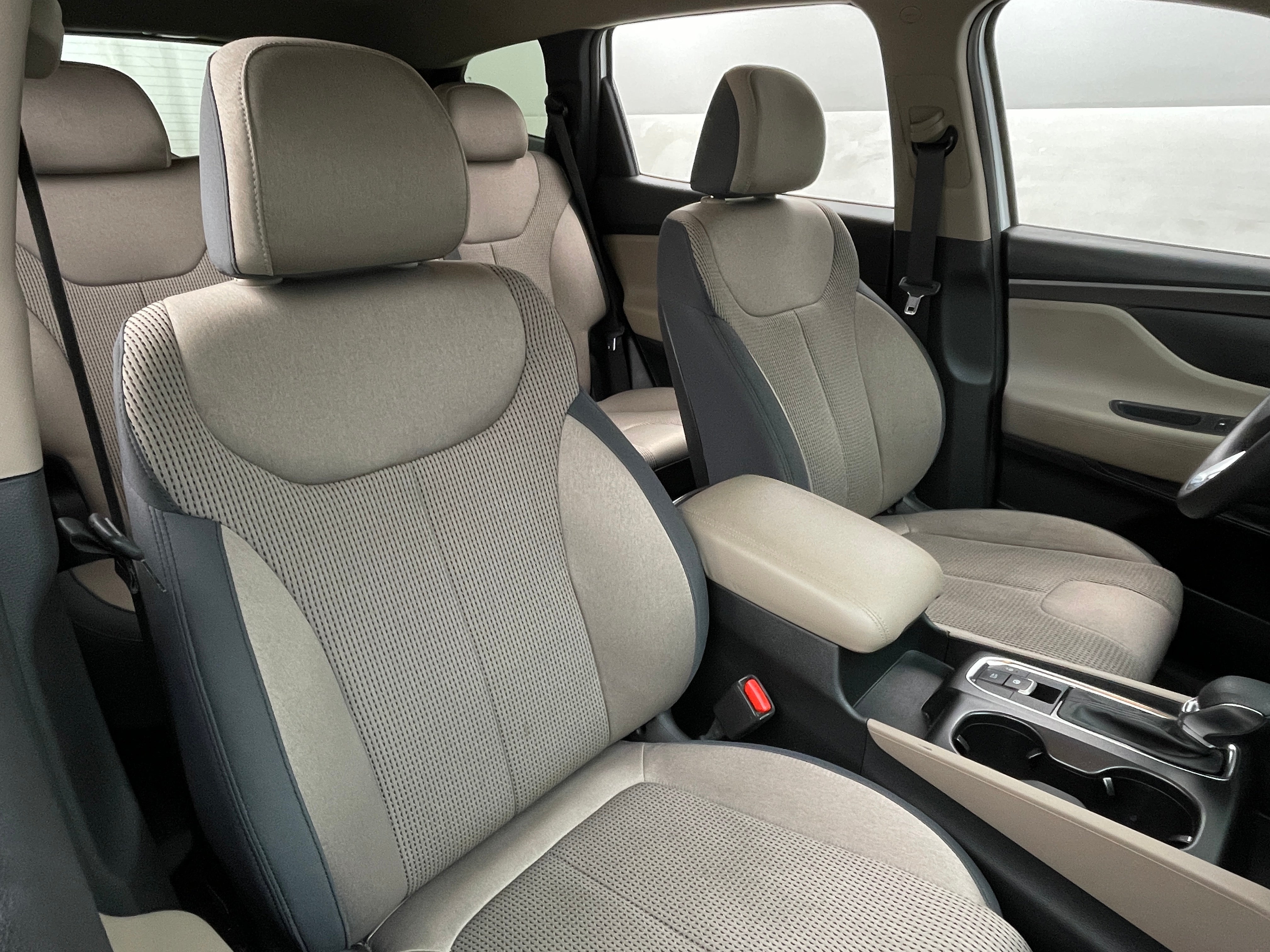 2020 Hyundai Santa Fe SE 2
