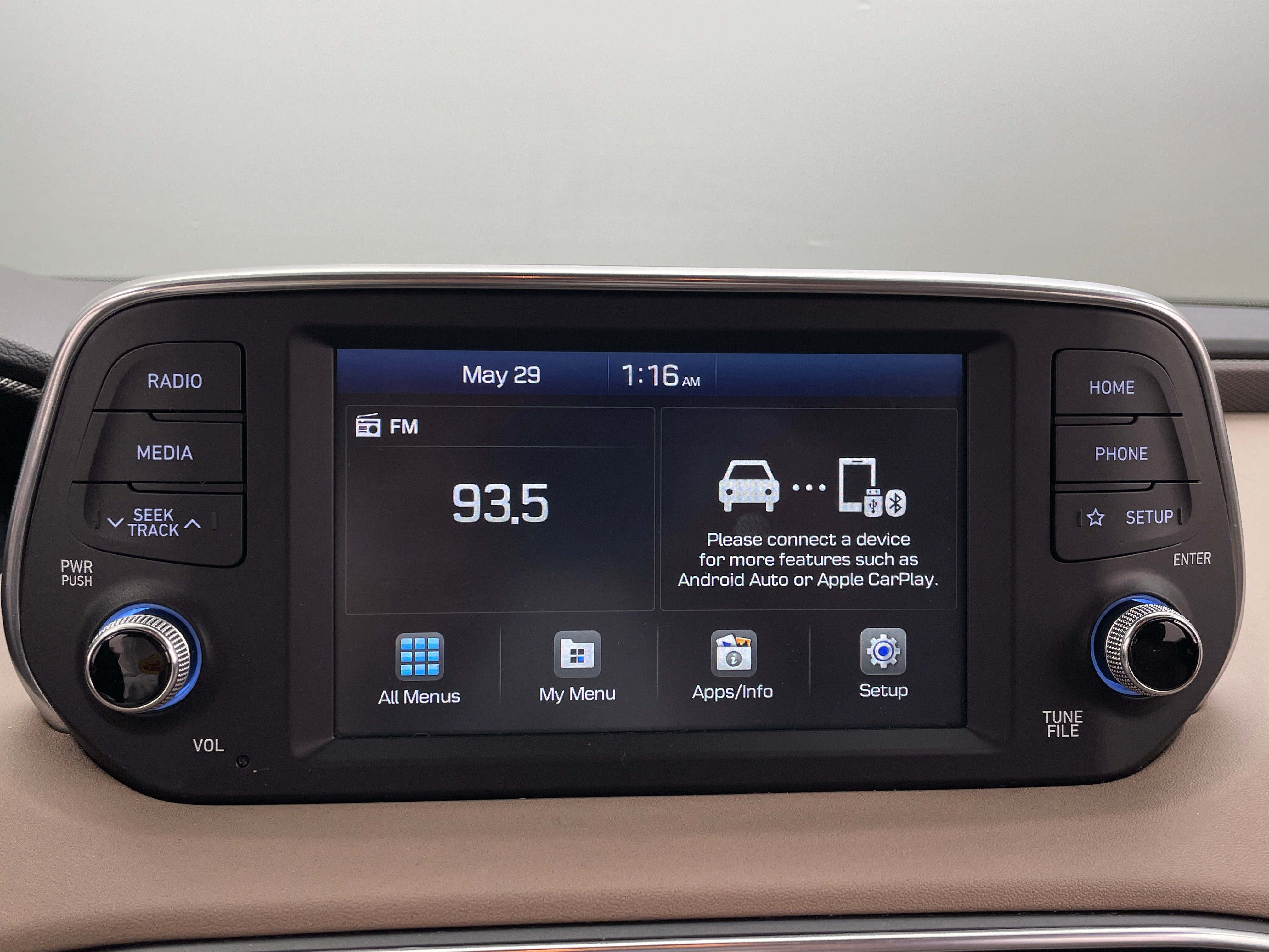 2020 Hyundai Santa Fe SE 4