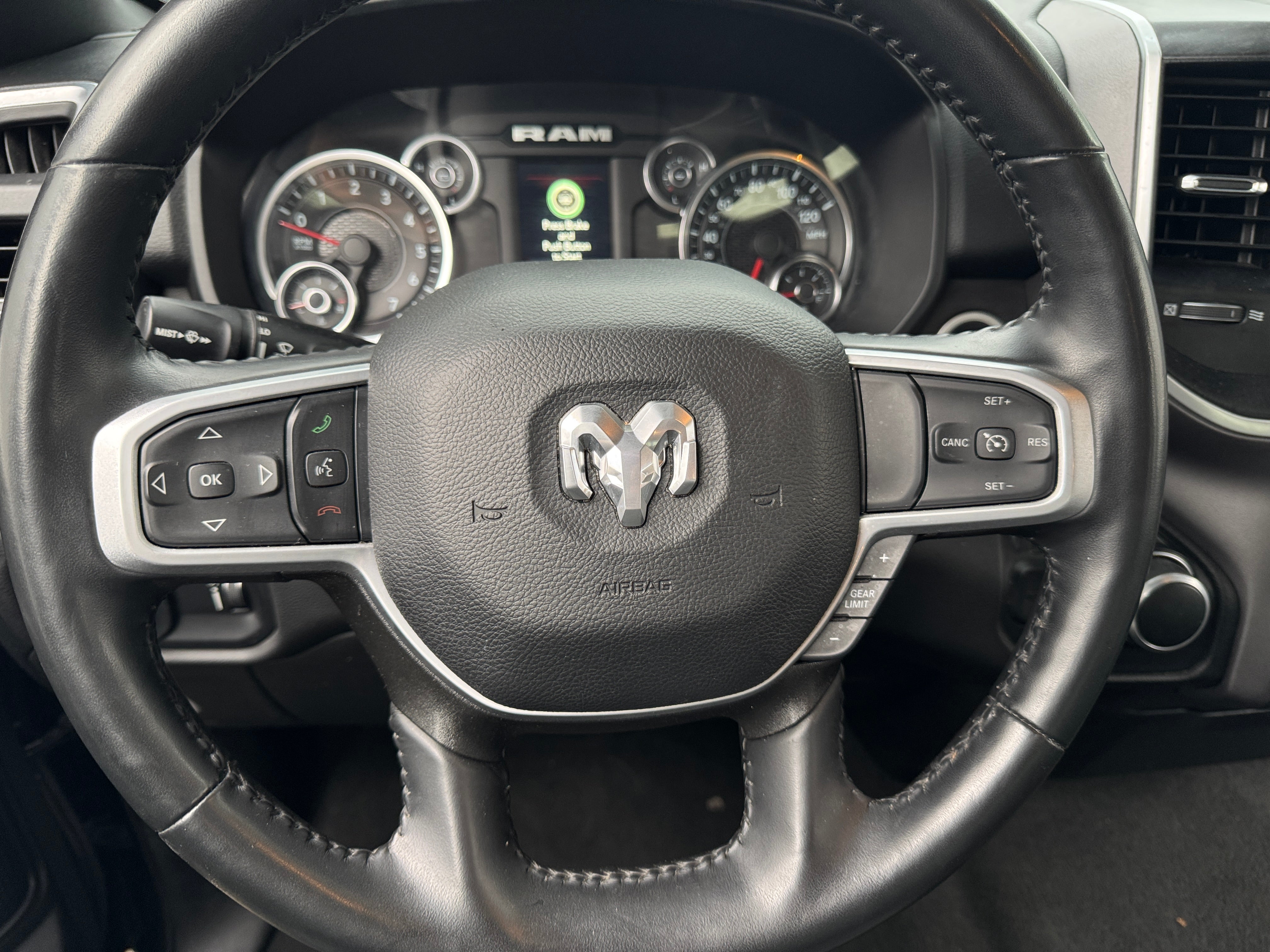 2023 RAM 1500 Big Horn 5