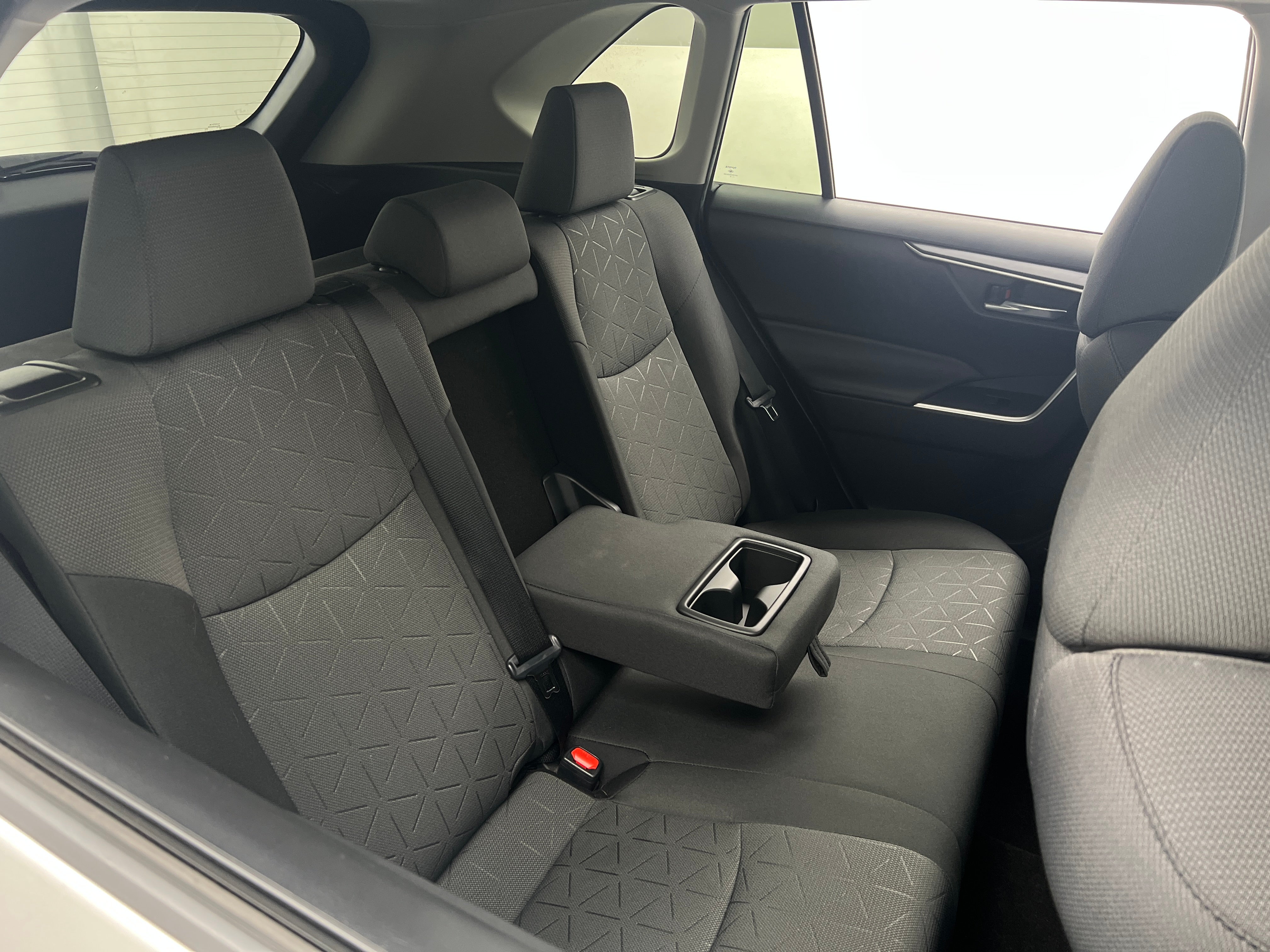 2019 Toyota RAV4 XLE 6