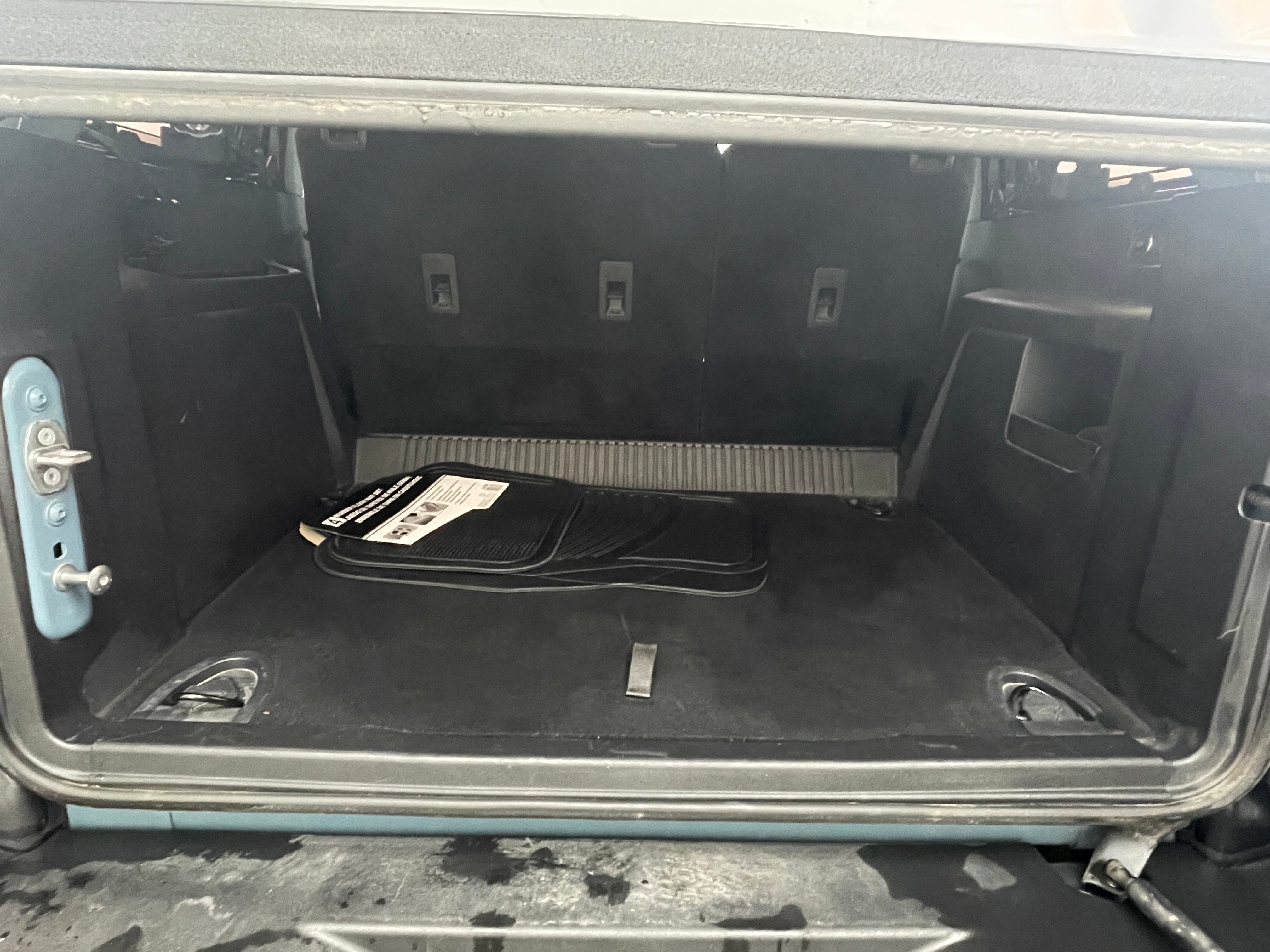 2022 Ford Bronco Base 7