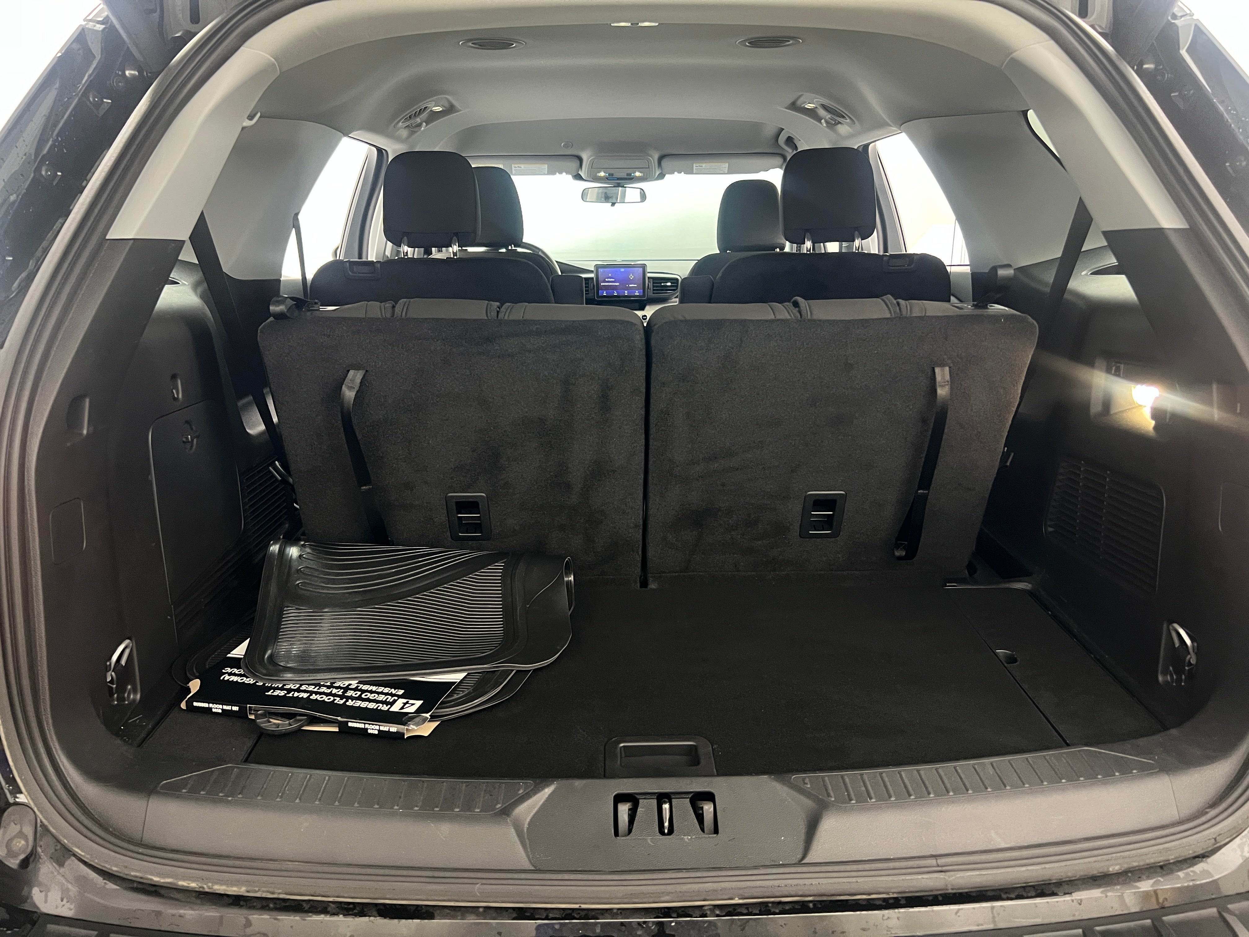 2023 Ford Explorer XLT 7