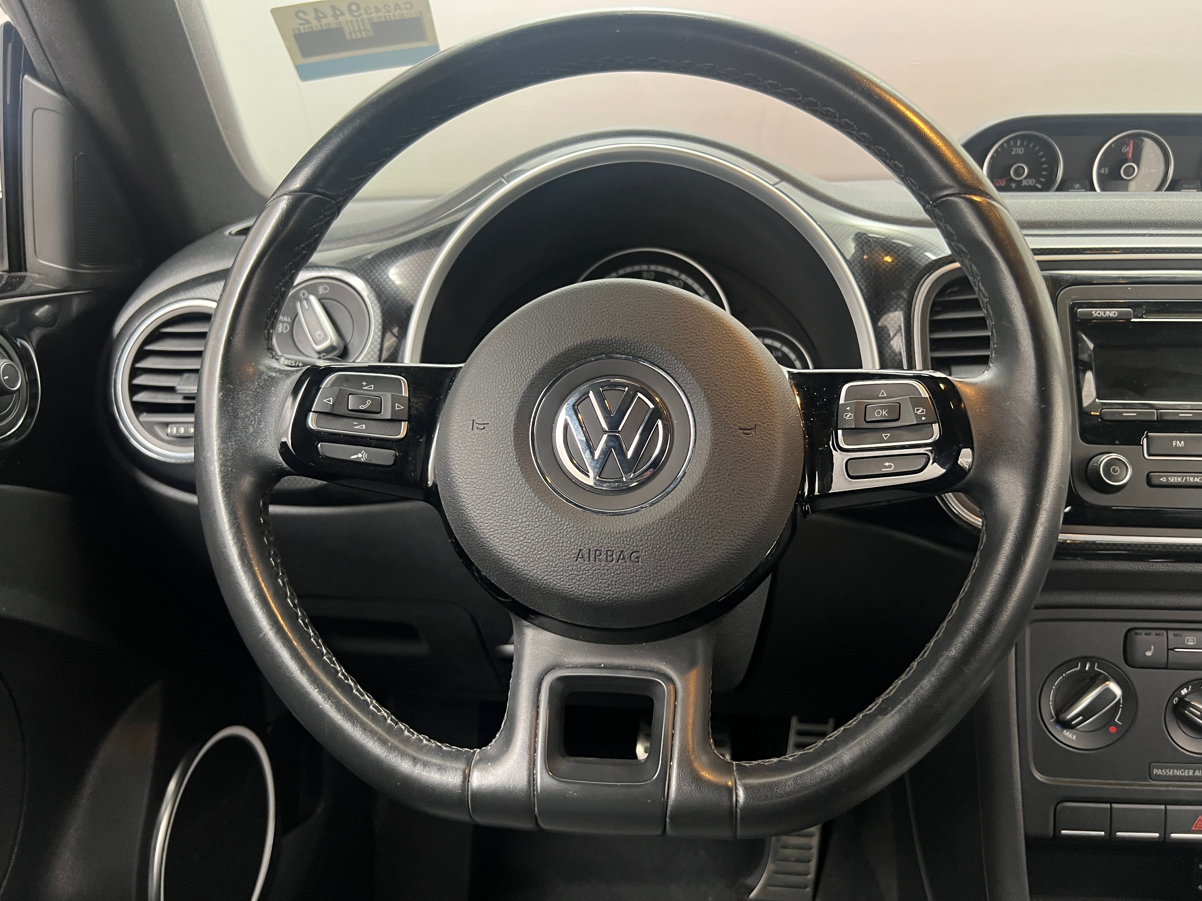 2015 Volkswagen Beetle R-Line 5