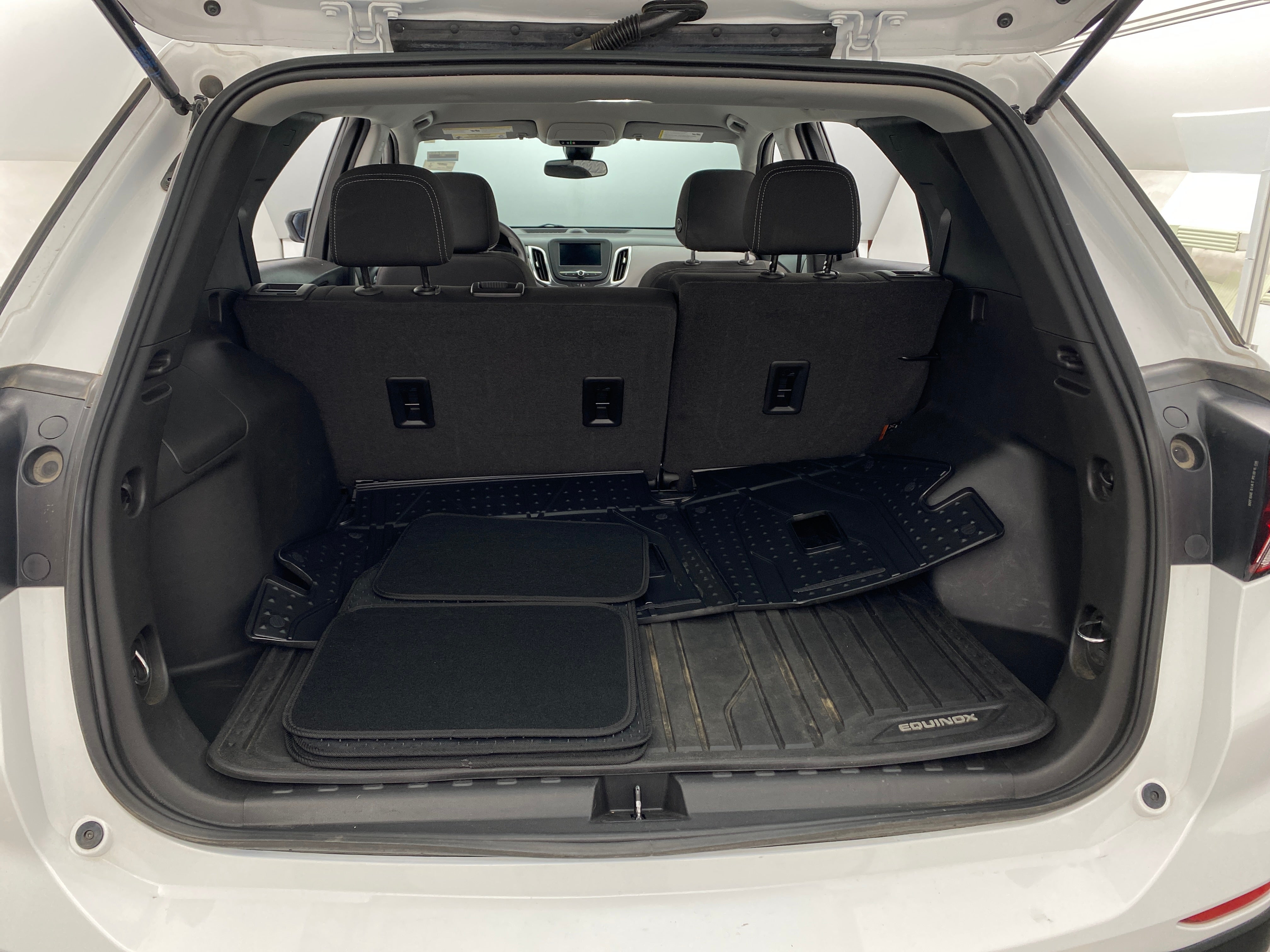 2022 Chevrolet Equinox LS 7