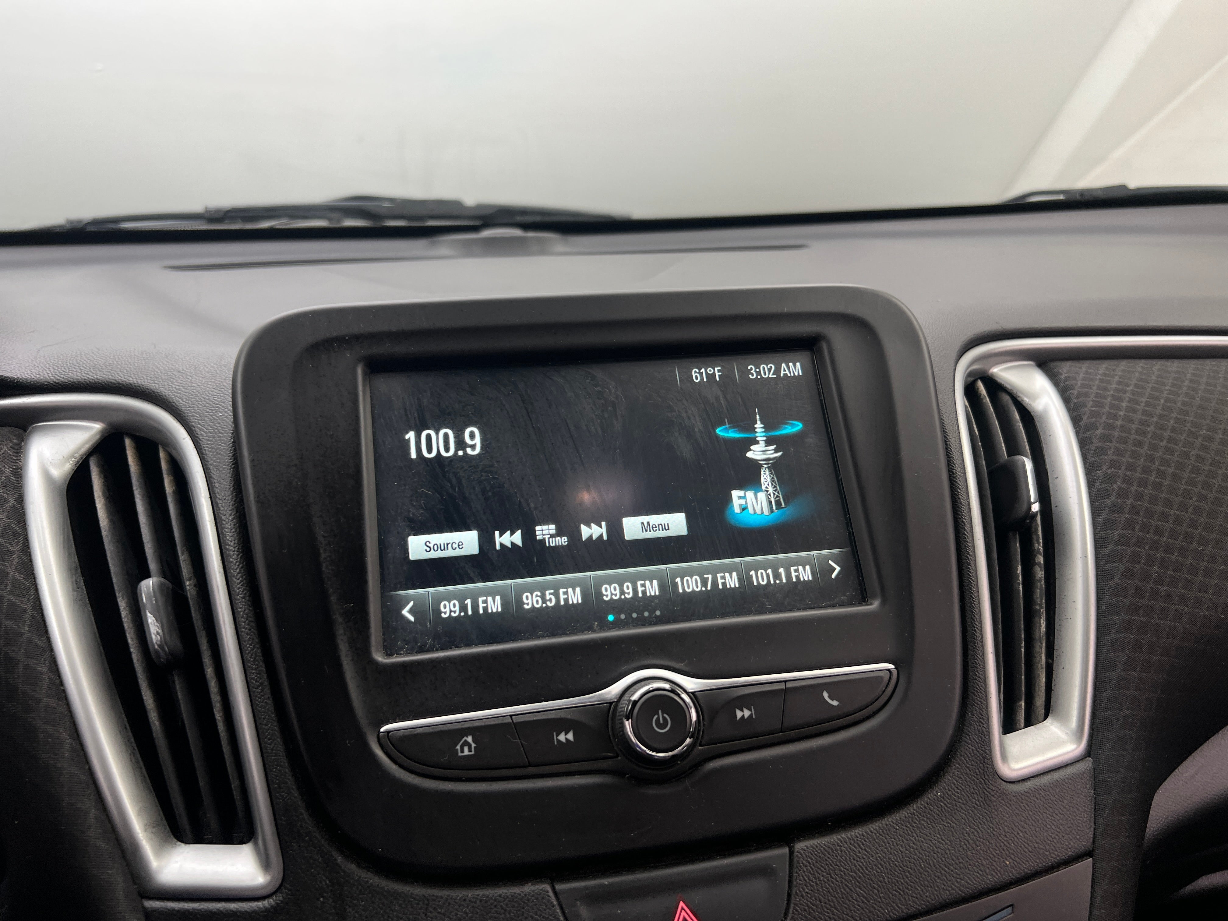 2018 Chevrolet Malibu LS 4
