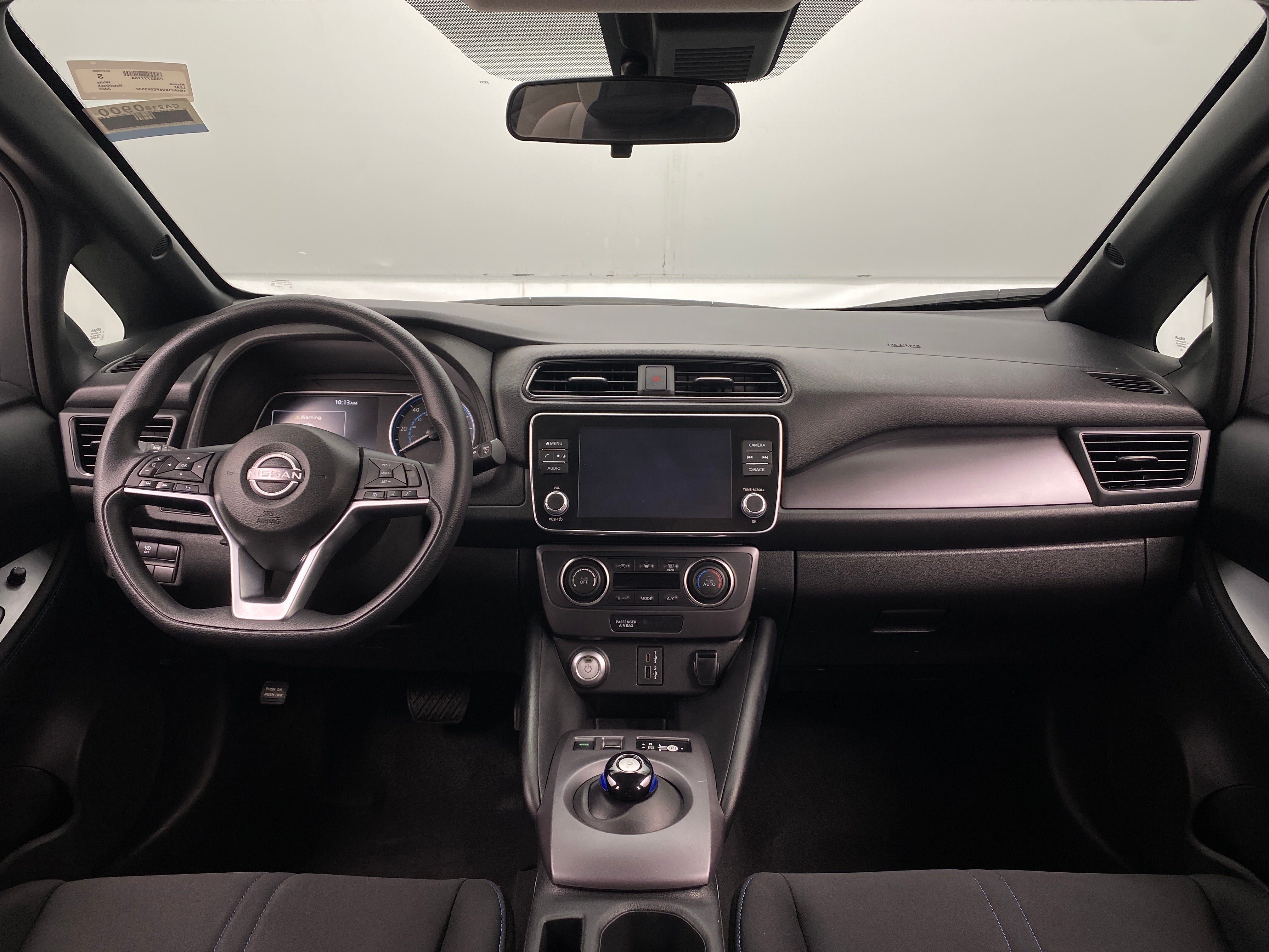 Thumbnail: 2023 Nissan Leaf - 3