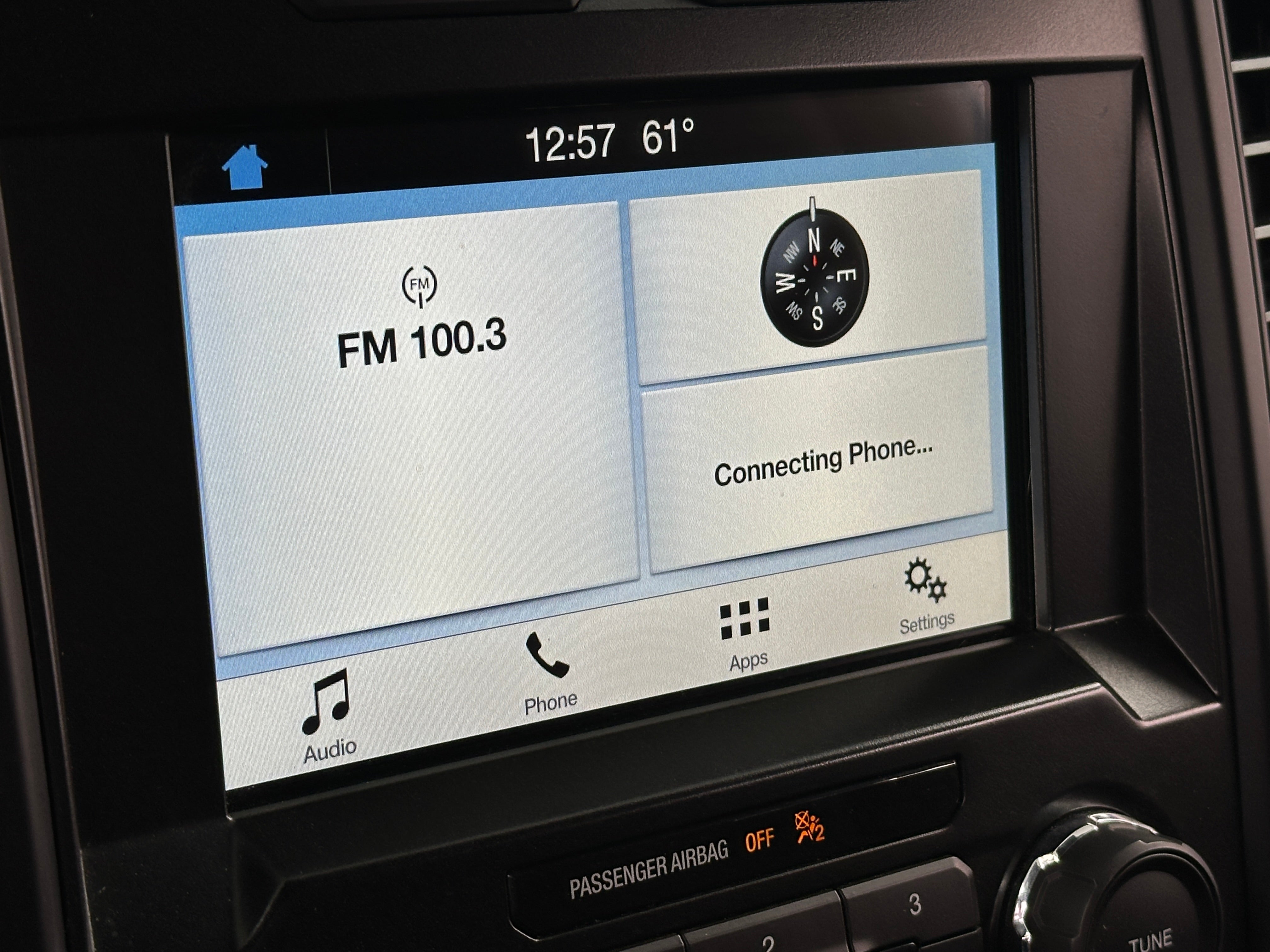 2017 Ford Econoline E-150 4